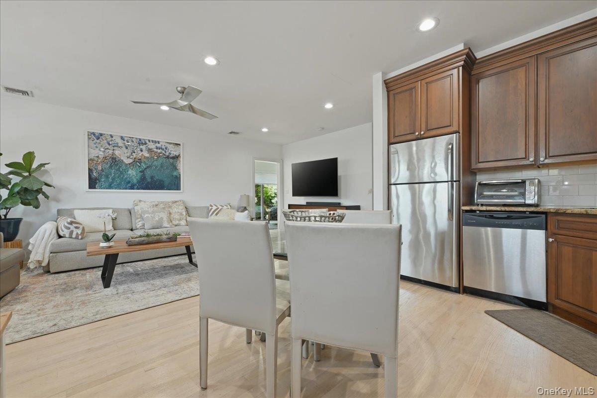 18 Clark Street – For Sale photo 13