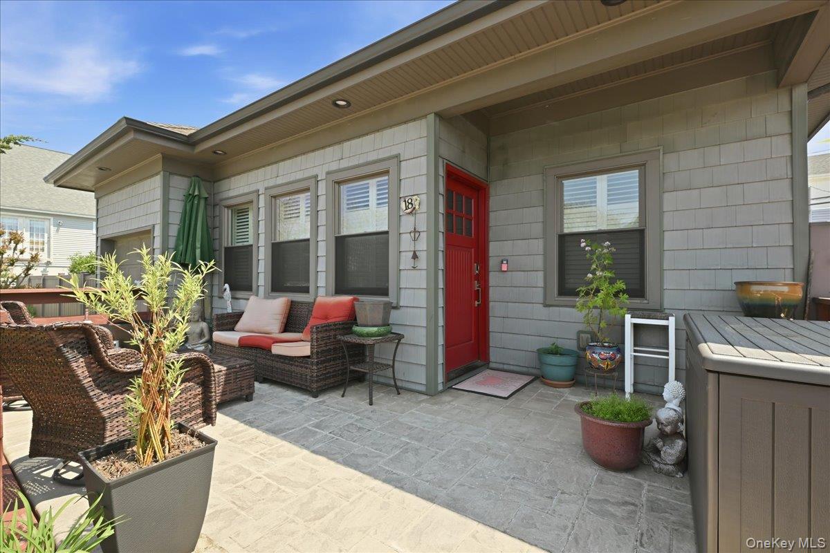 18 Clark Street – For Sale photo 4