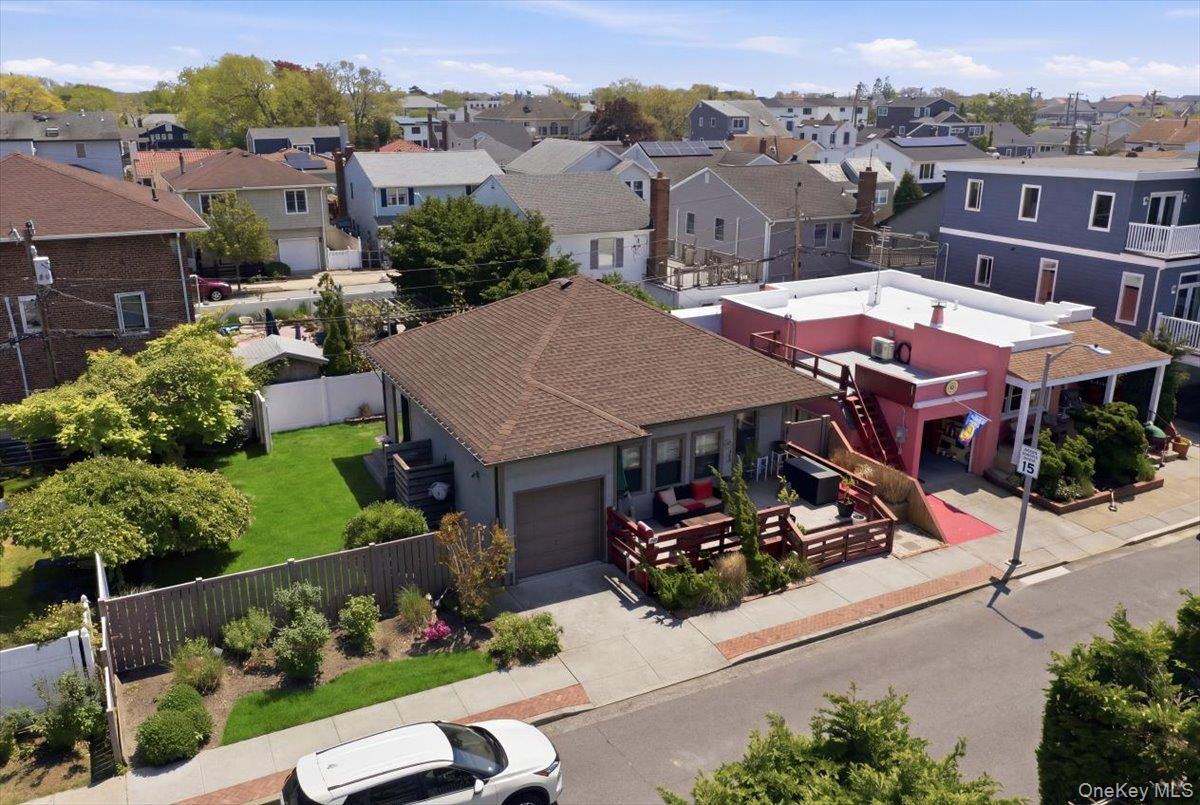 18 Clark Street – For Sale photo 42