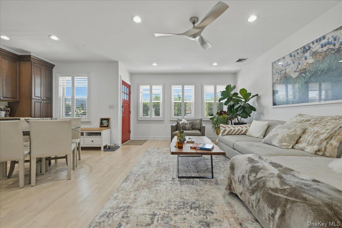 18 Clark Street – For Sale photo 15