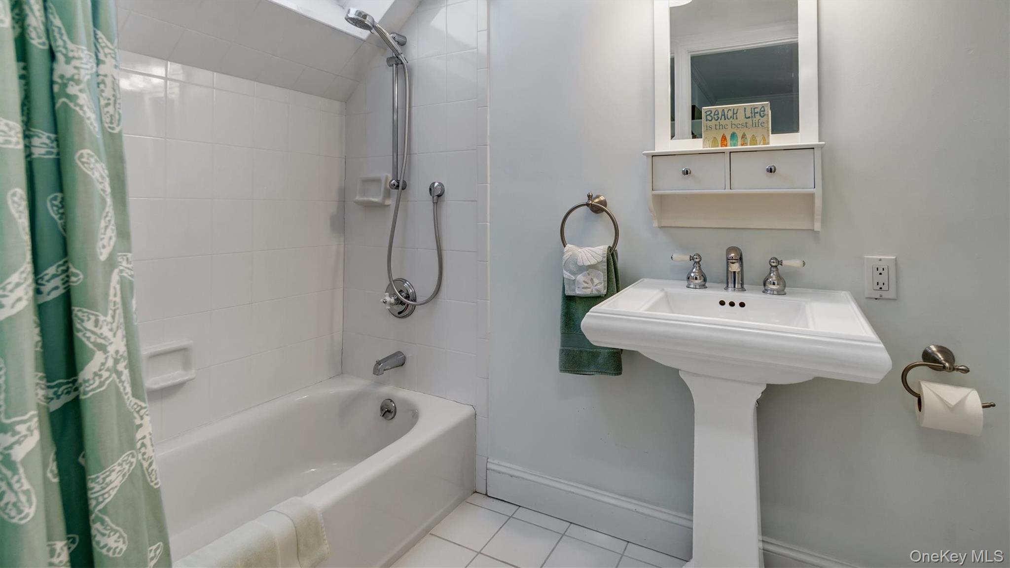 38 Bridle Path – For Rent photo 24