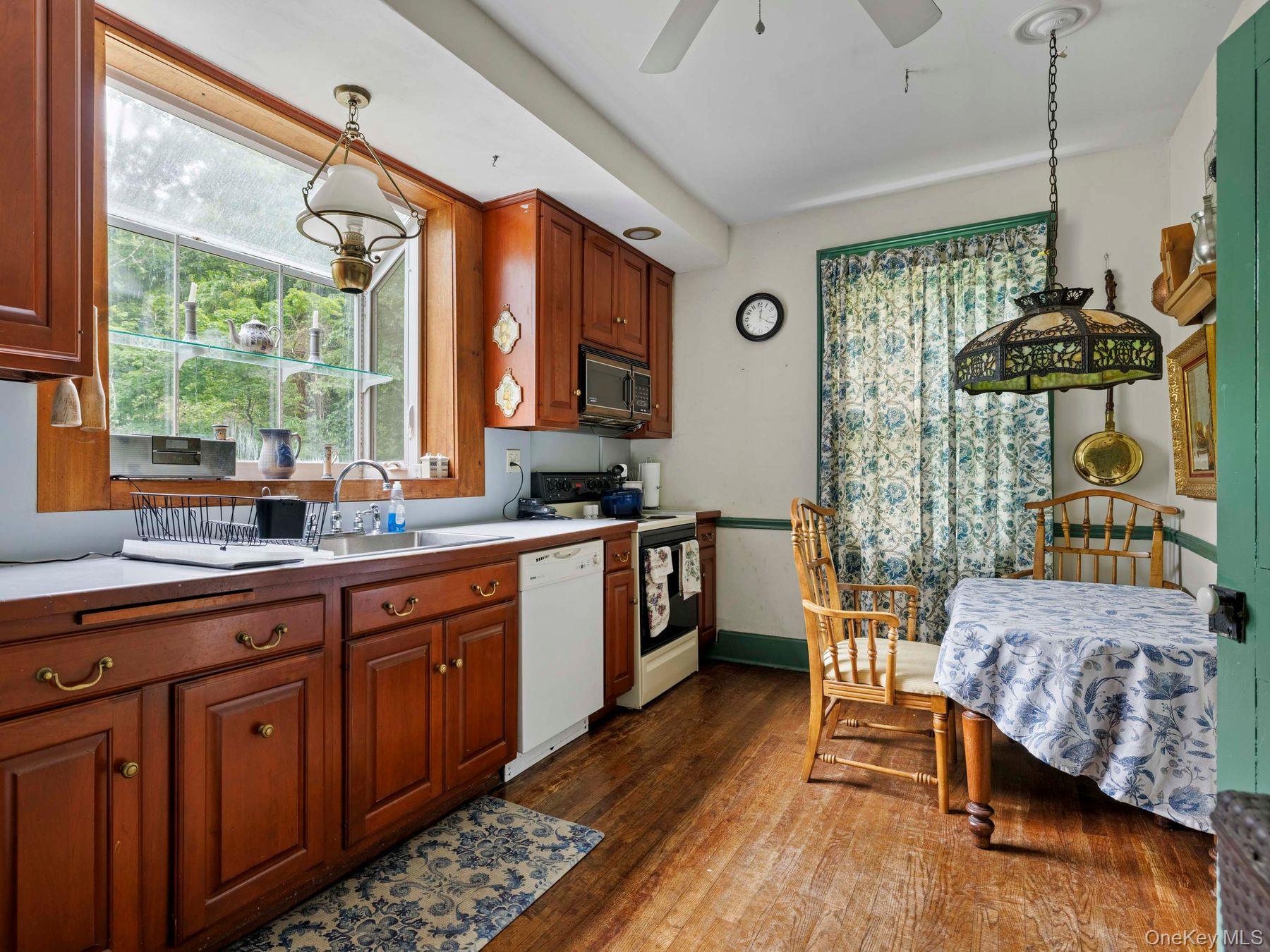 80 S Ohioville Road S – For Sale photo 3