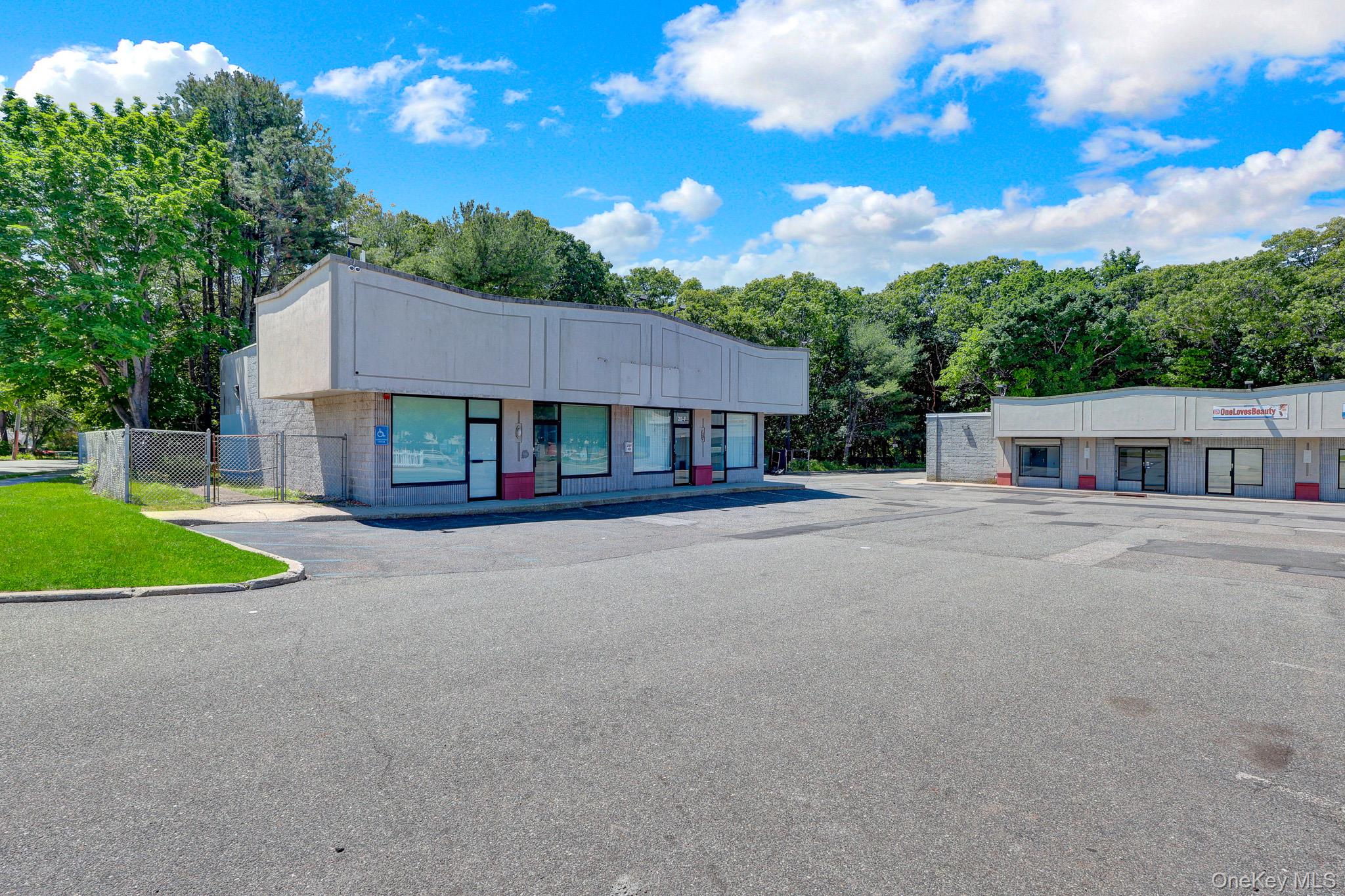 20 Middle Country Road, Unit C photo 9
