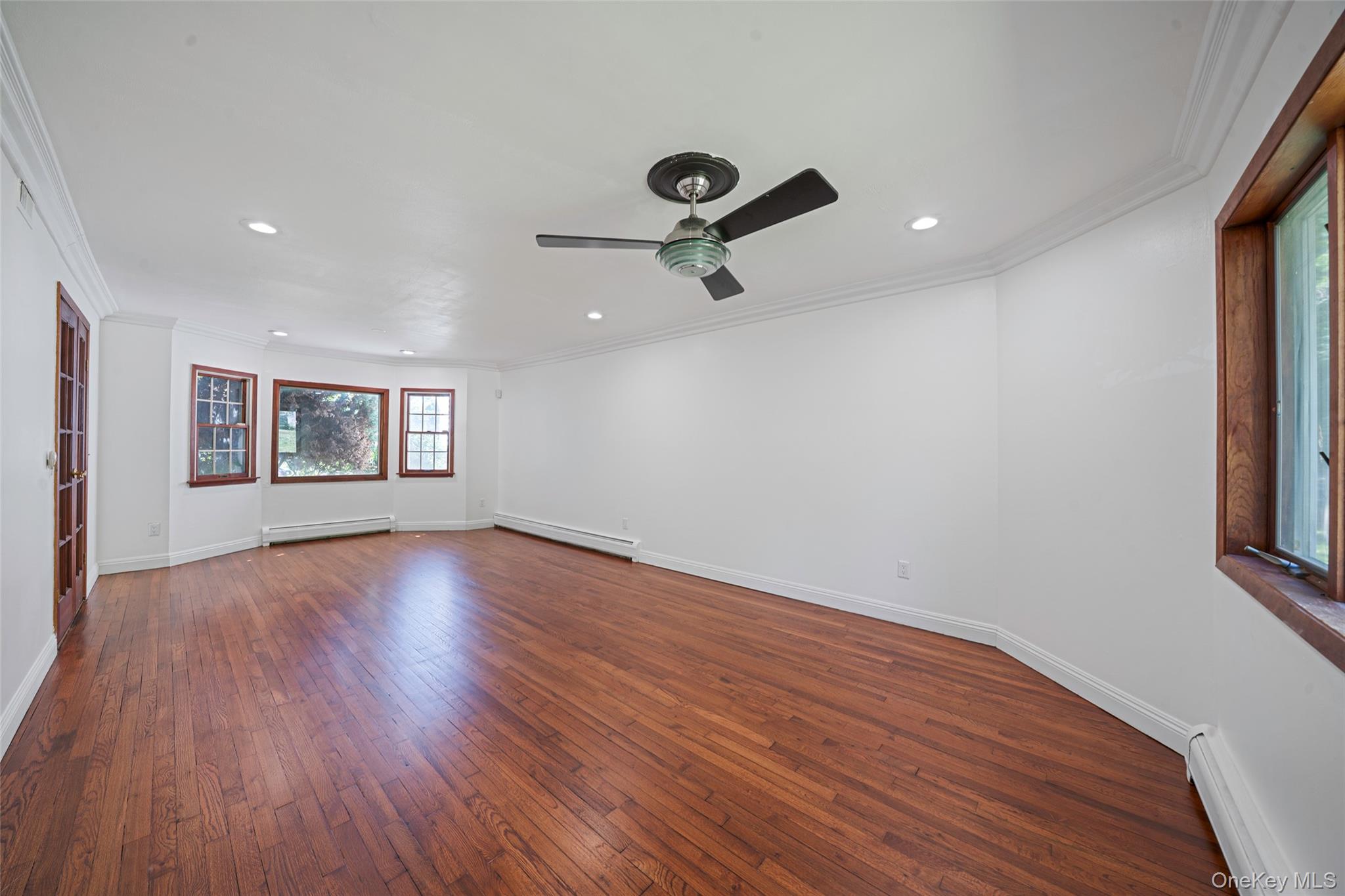 7 New Jersey Court – For Sale photo 9