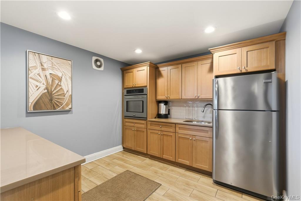 700 Shore Road, Unit 2A photo 25