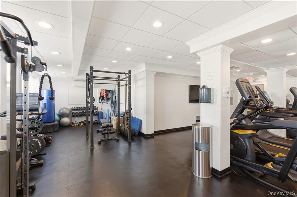 700 Shore Road, Unit 2A photo 22