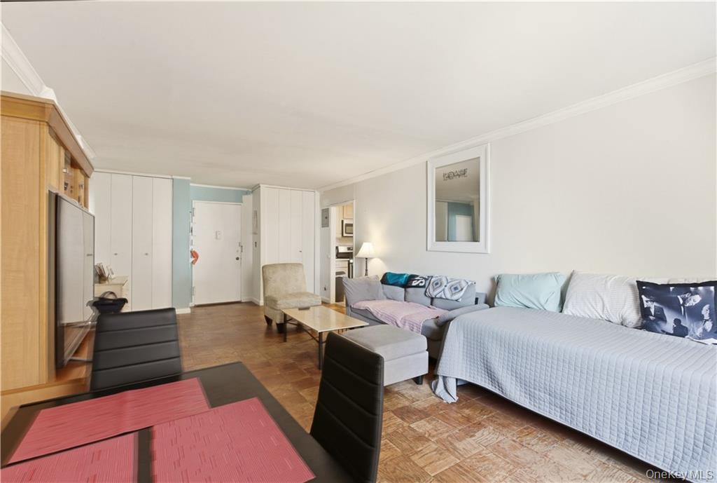 700 Shore Road, Unit 2A photo 8