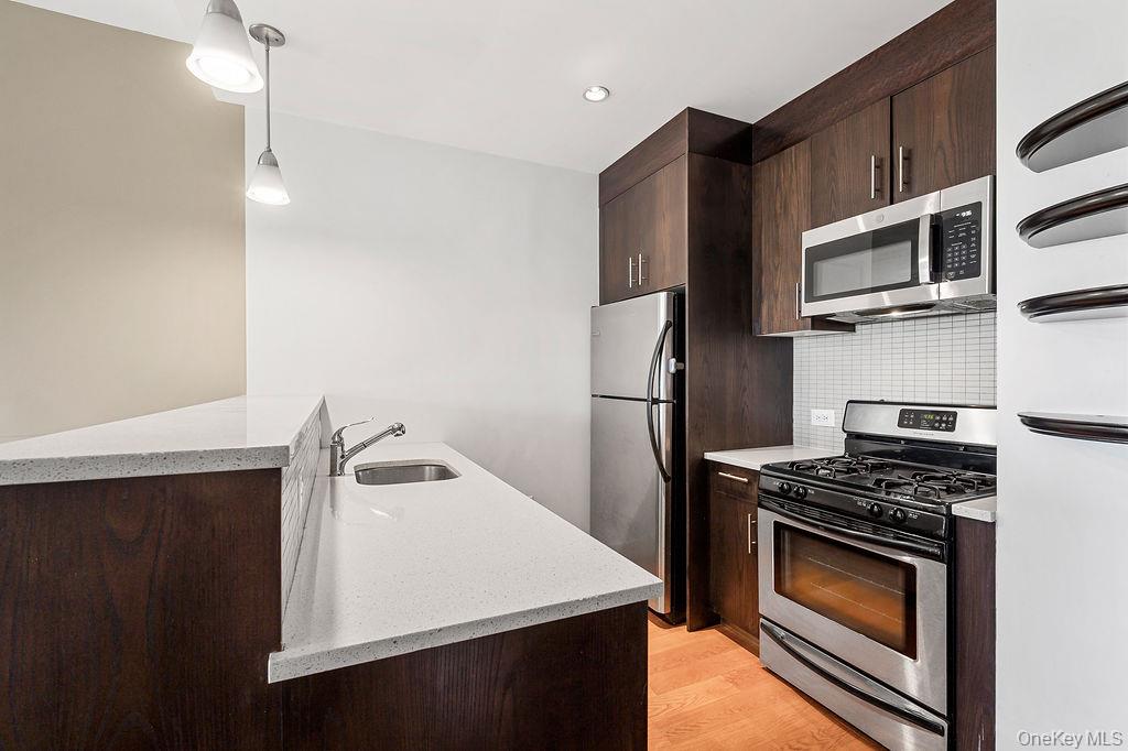 140-21 32nd Avenue Ave, Unit 6A-N photo 16