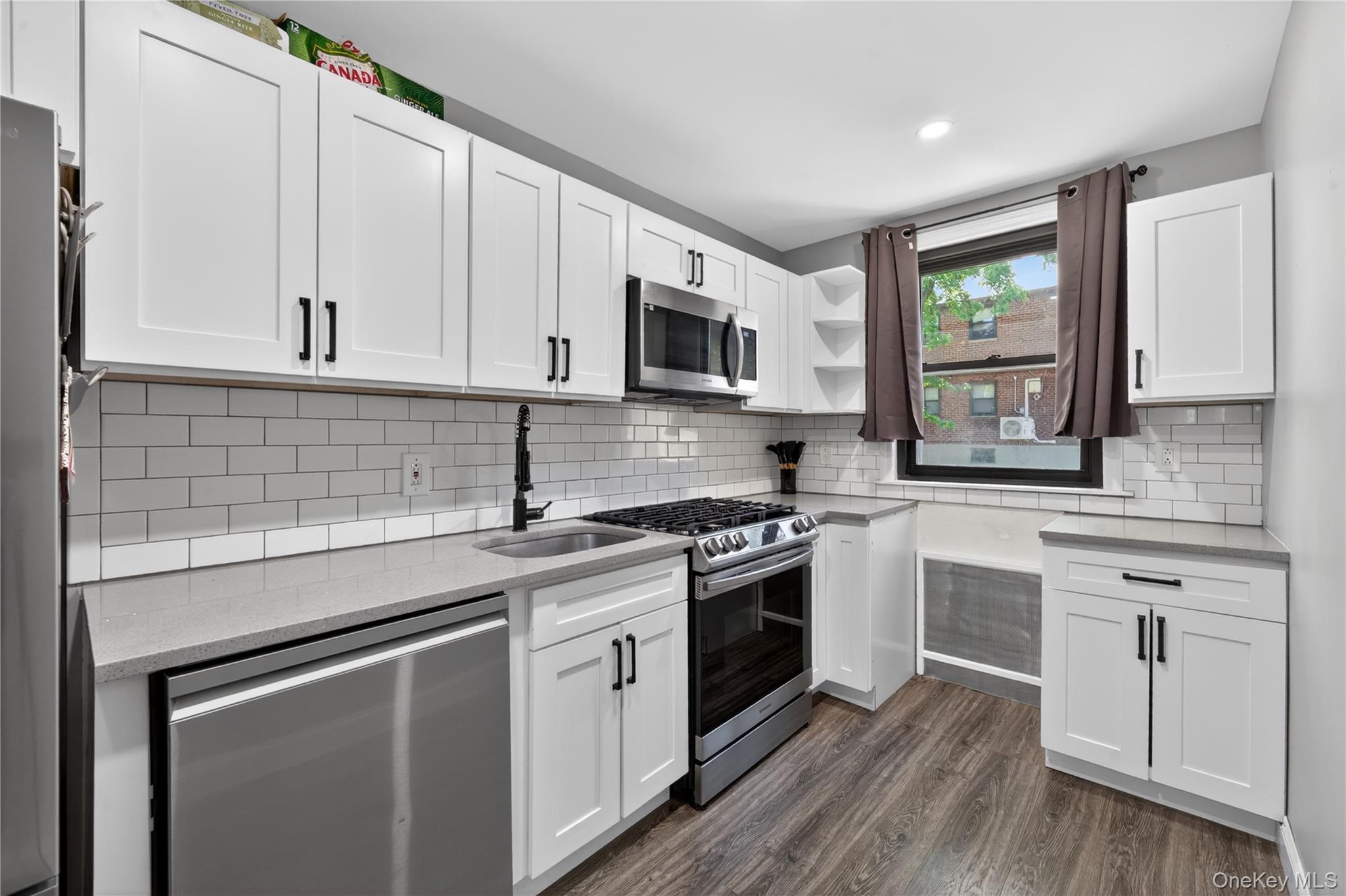 56-21 Douglastion Parkway, Unit Upper