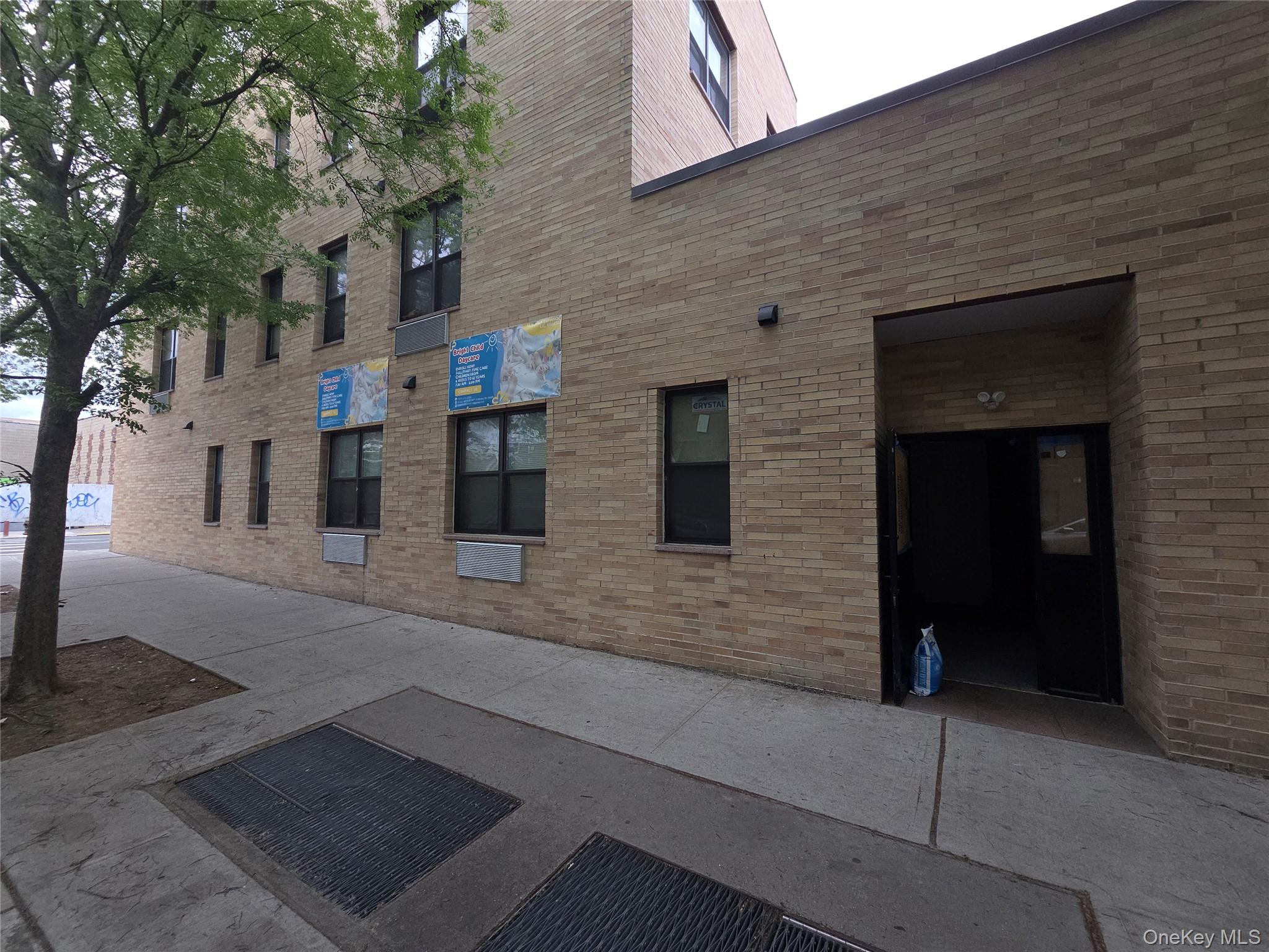 810 E 165th Street – For Rent photo 3