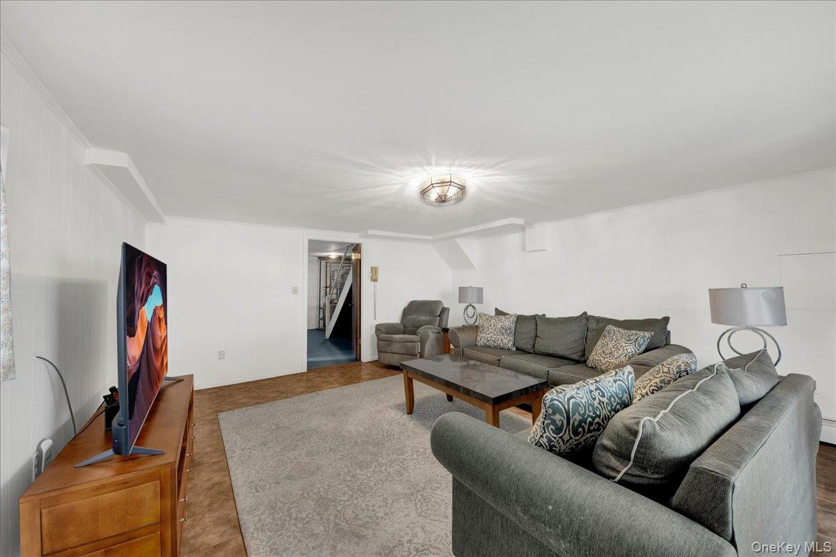 2810 Harding Avenue – For Sale photo 21