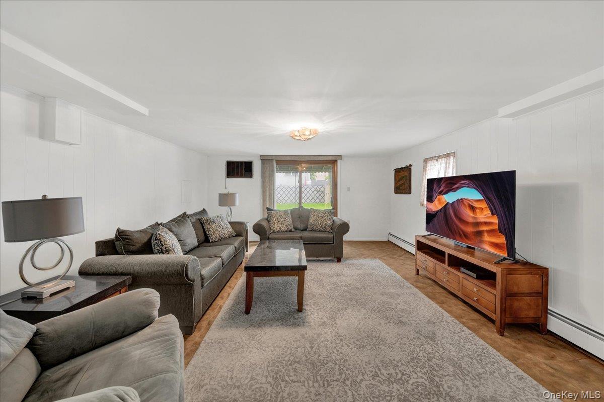 2810 Harding Avenue – For Sale photo 19