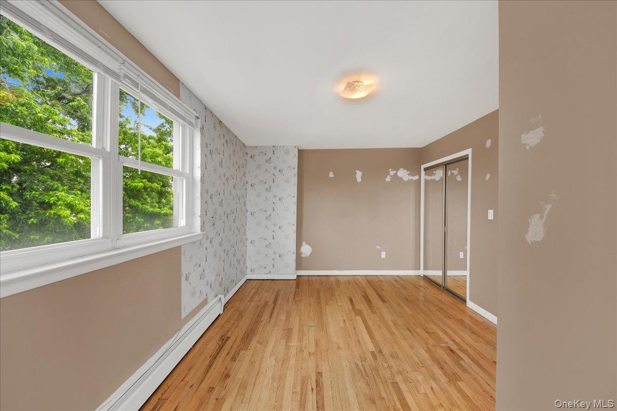 2810 Harding Avenue – For Sale photo 32