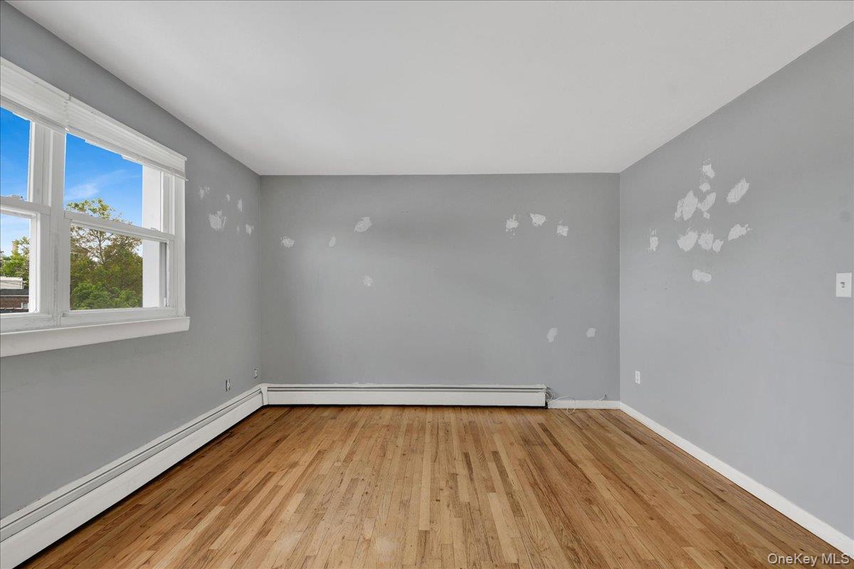2810 Harding Avenue – For Sale photo 28