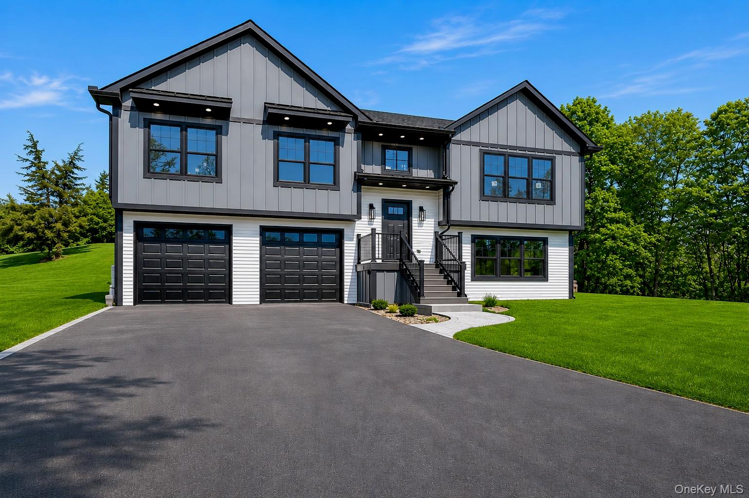 4 Corine Drive – For Sale photo 2