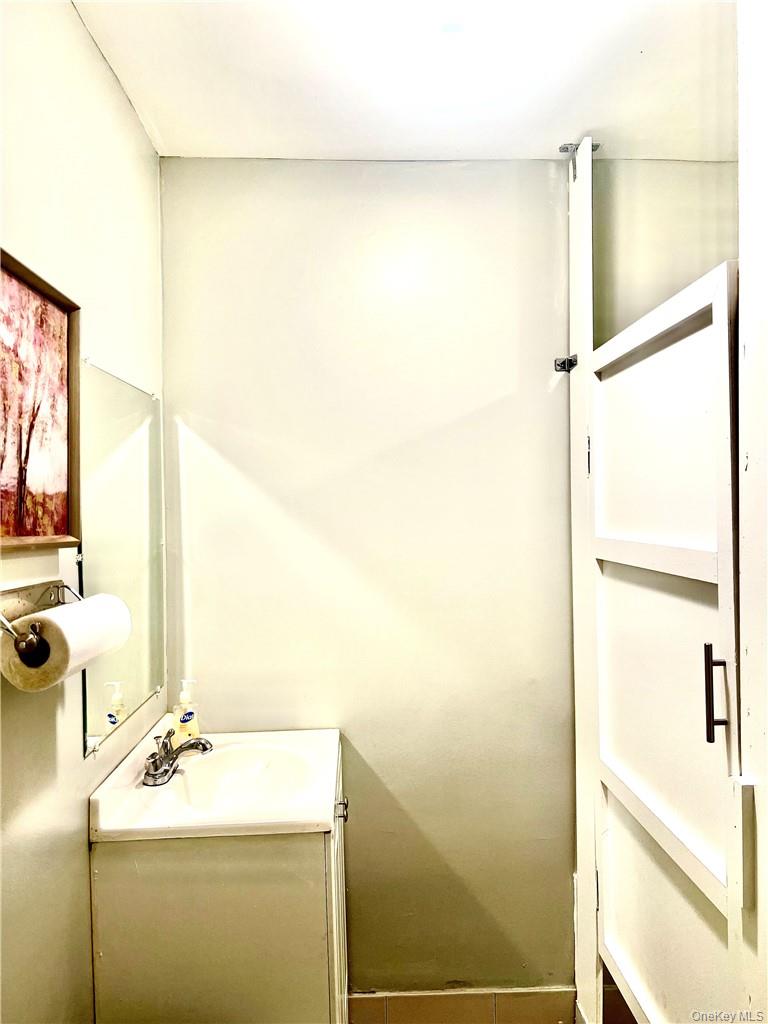 12 Washington Street, Unit 2nd Fl photo 11