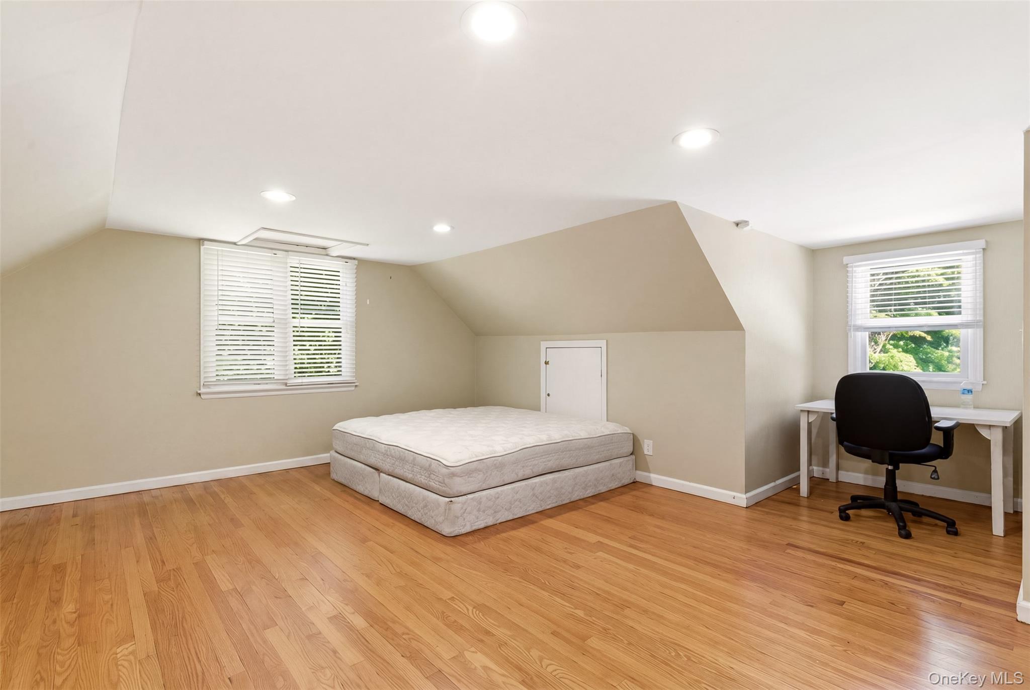 106 Vineyard Road – For Sale photo 21