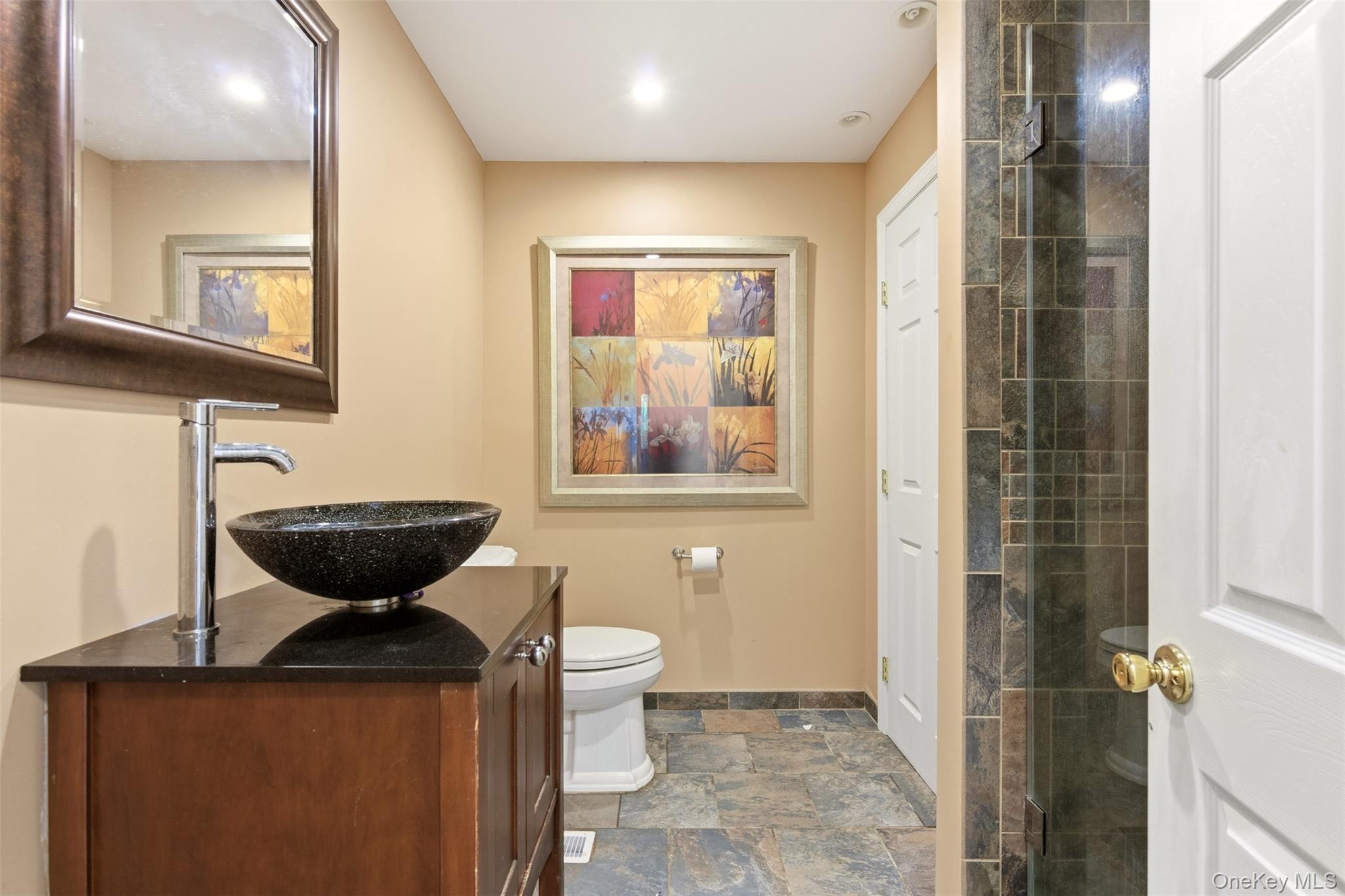 106 Vineyard Road – For Sale photo 8