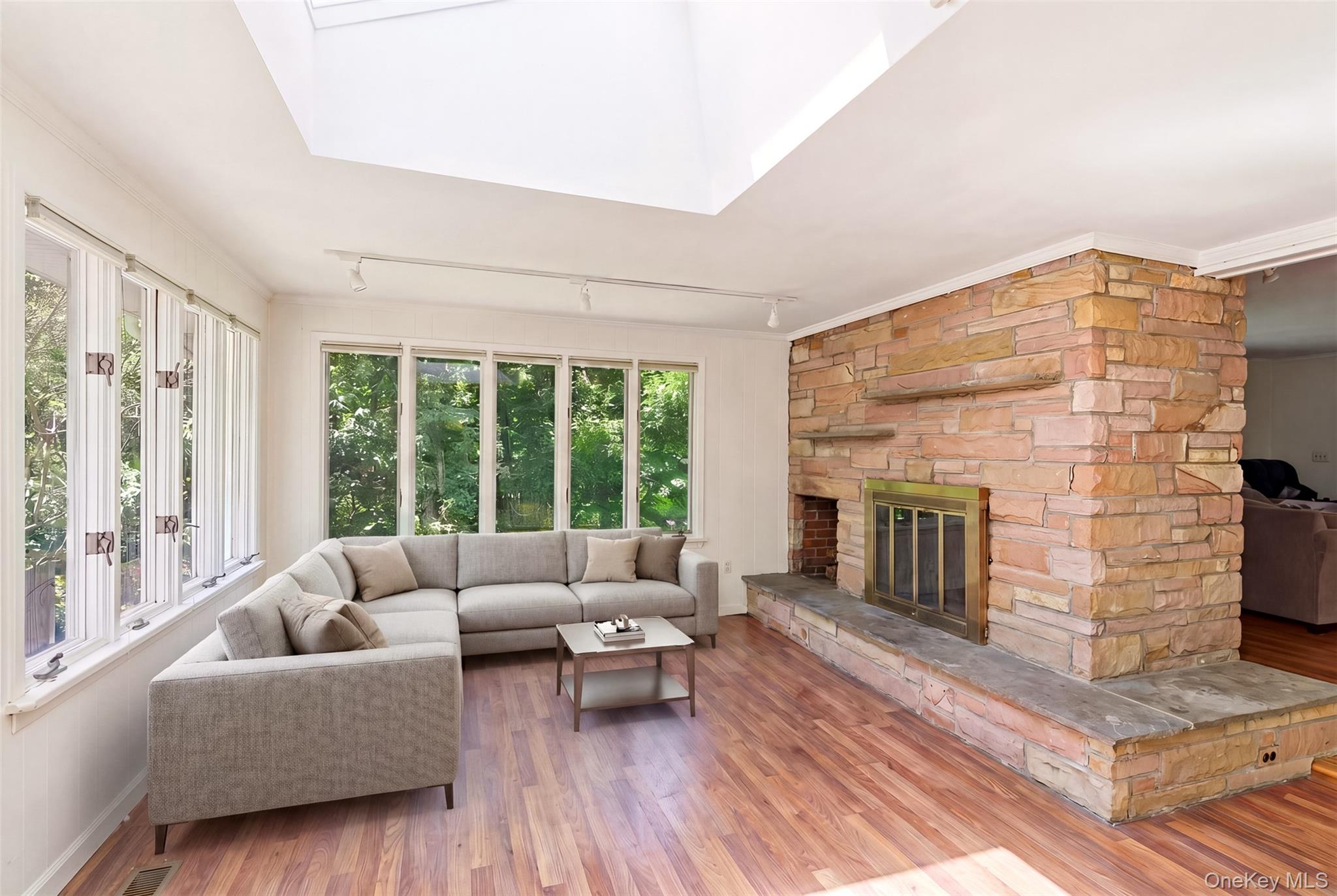 106 Vineyard Road – For Sale photo 14