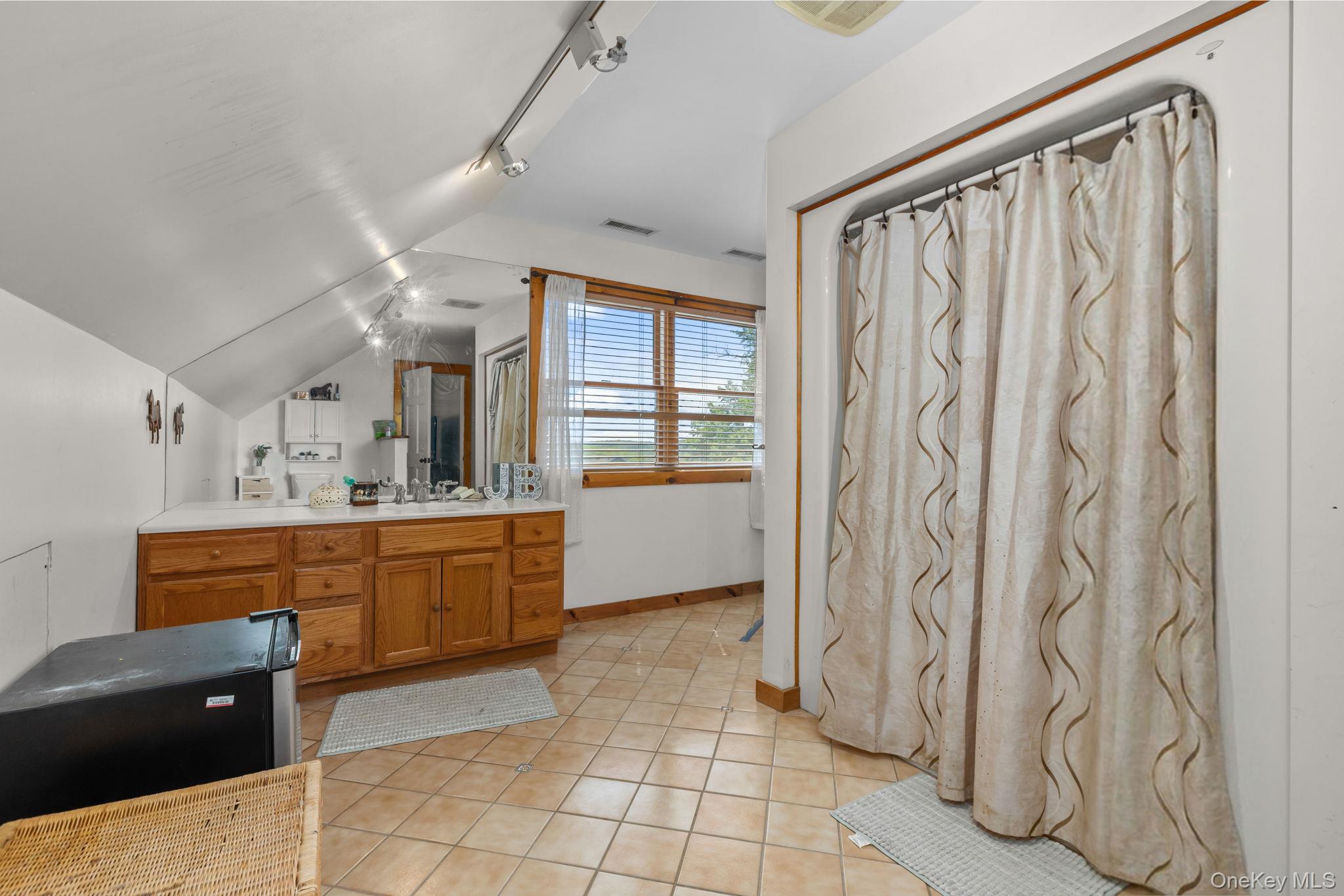 5 Mccarthy Road – For Sale photo 40