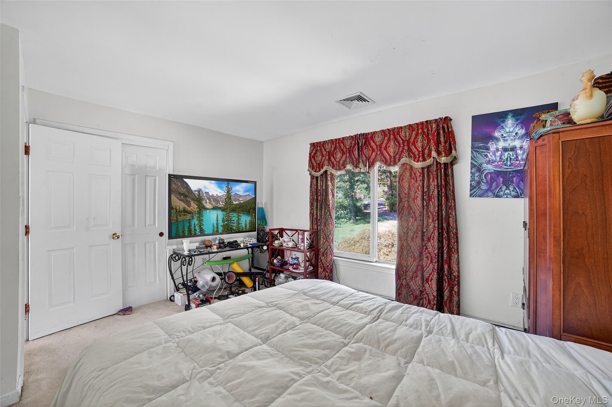 986 Cliff Avenue – For Sale photo 28