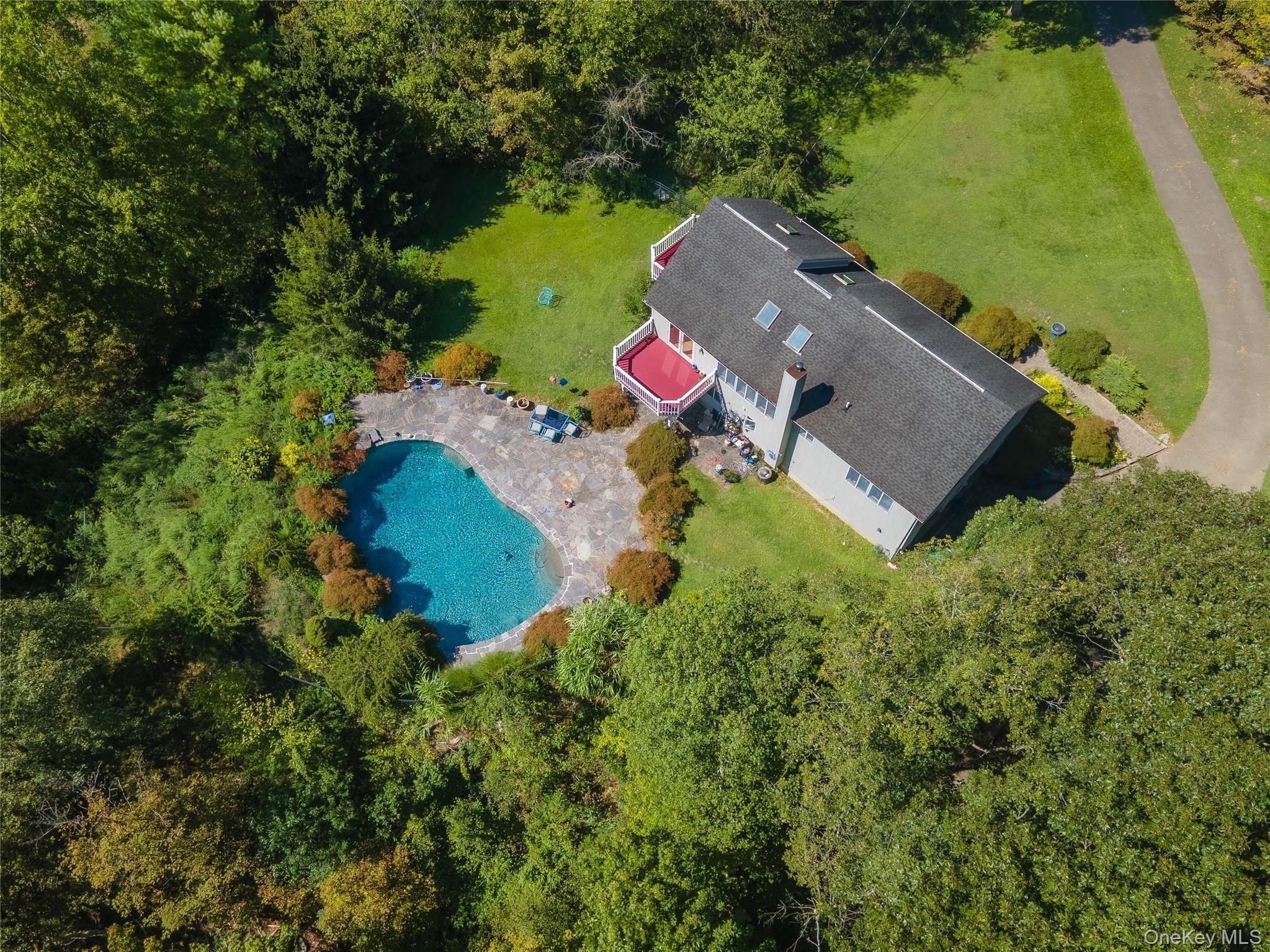 986 Cliff Avenue – For Sale photo 45