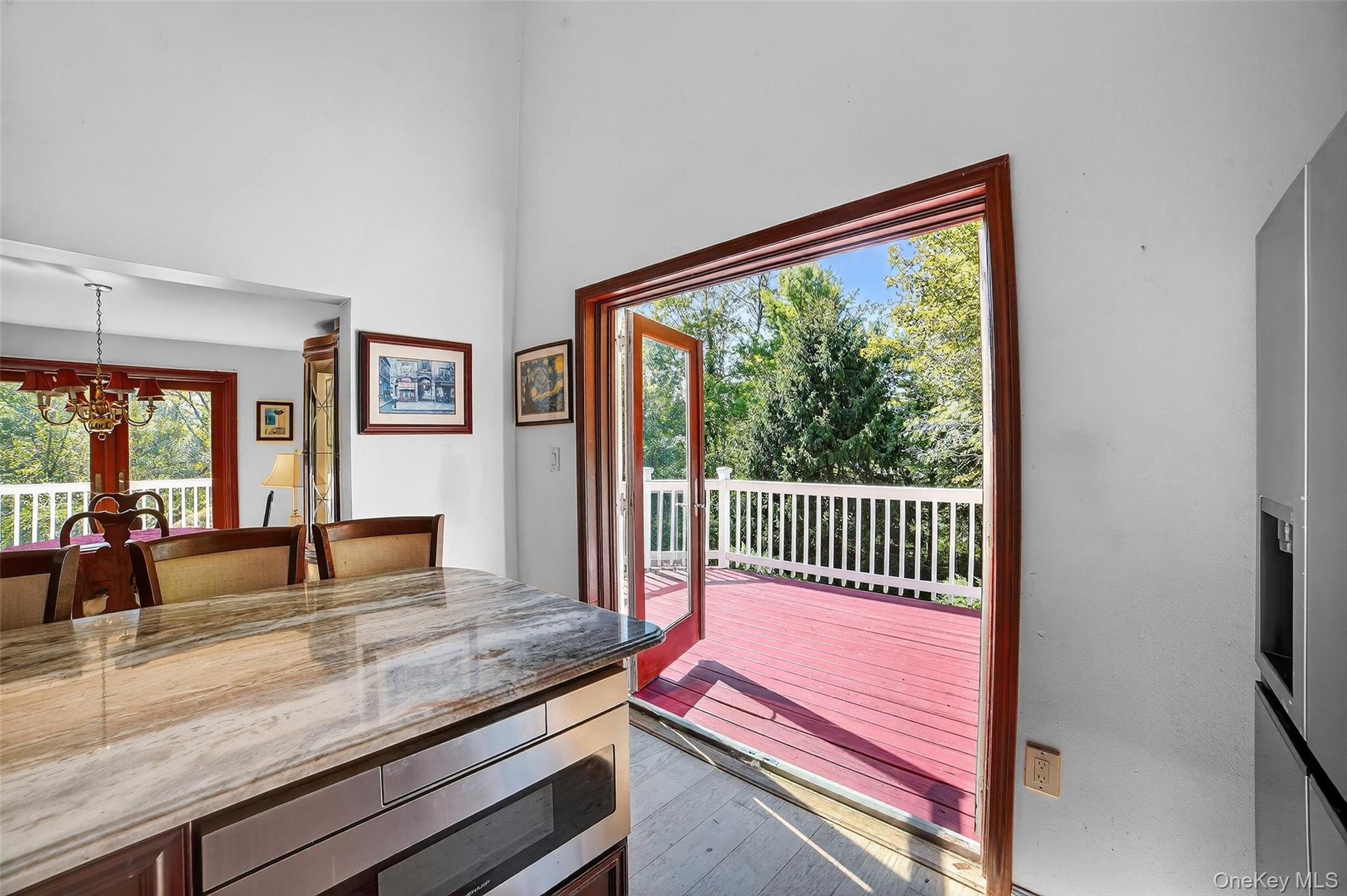 986 Cliff Avenue – For Sale photo 11