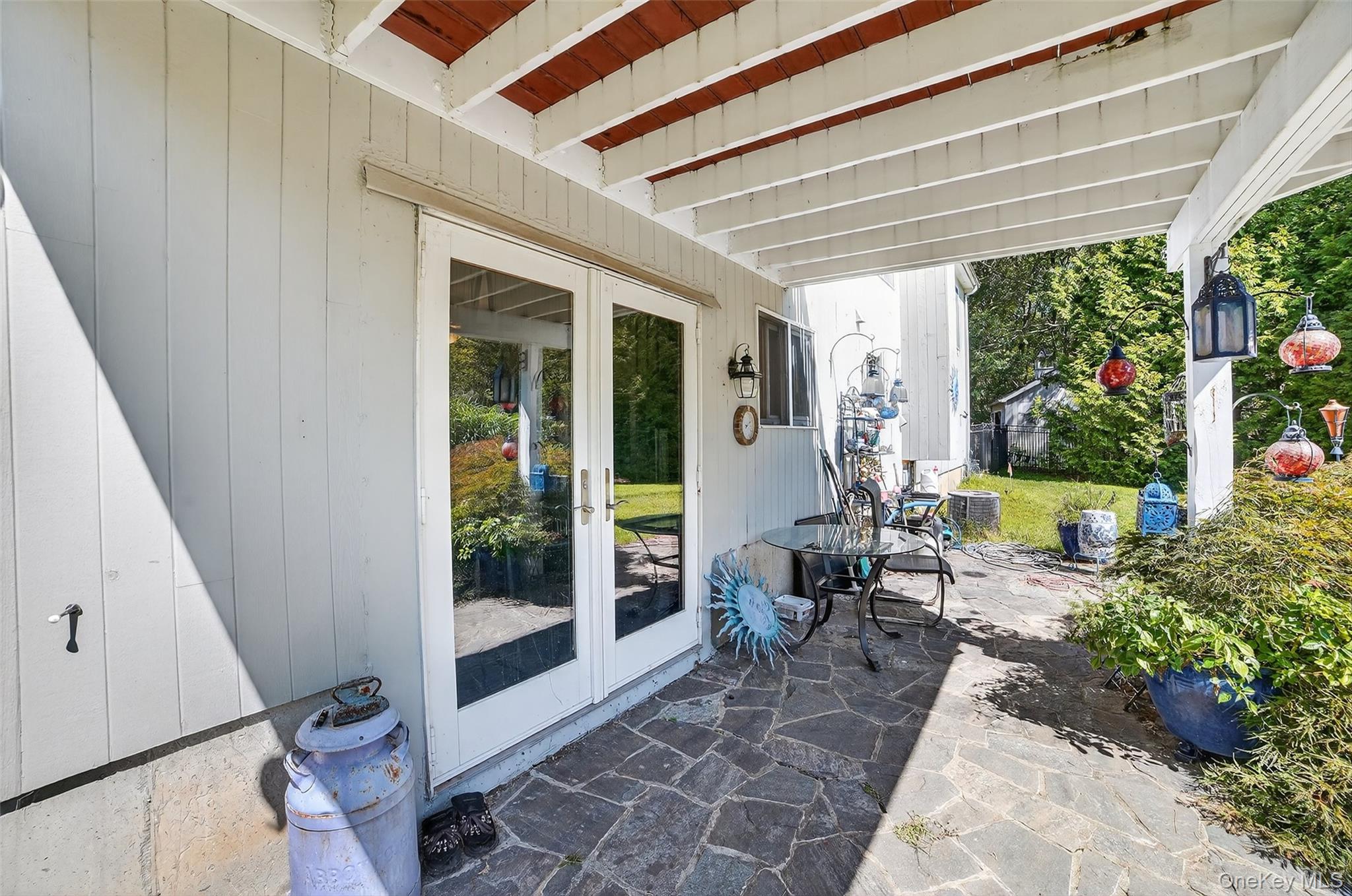 986 Cliff Avenue – For Sale photo 37