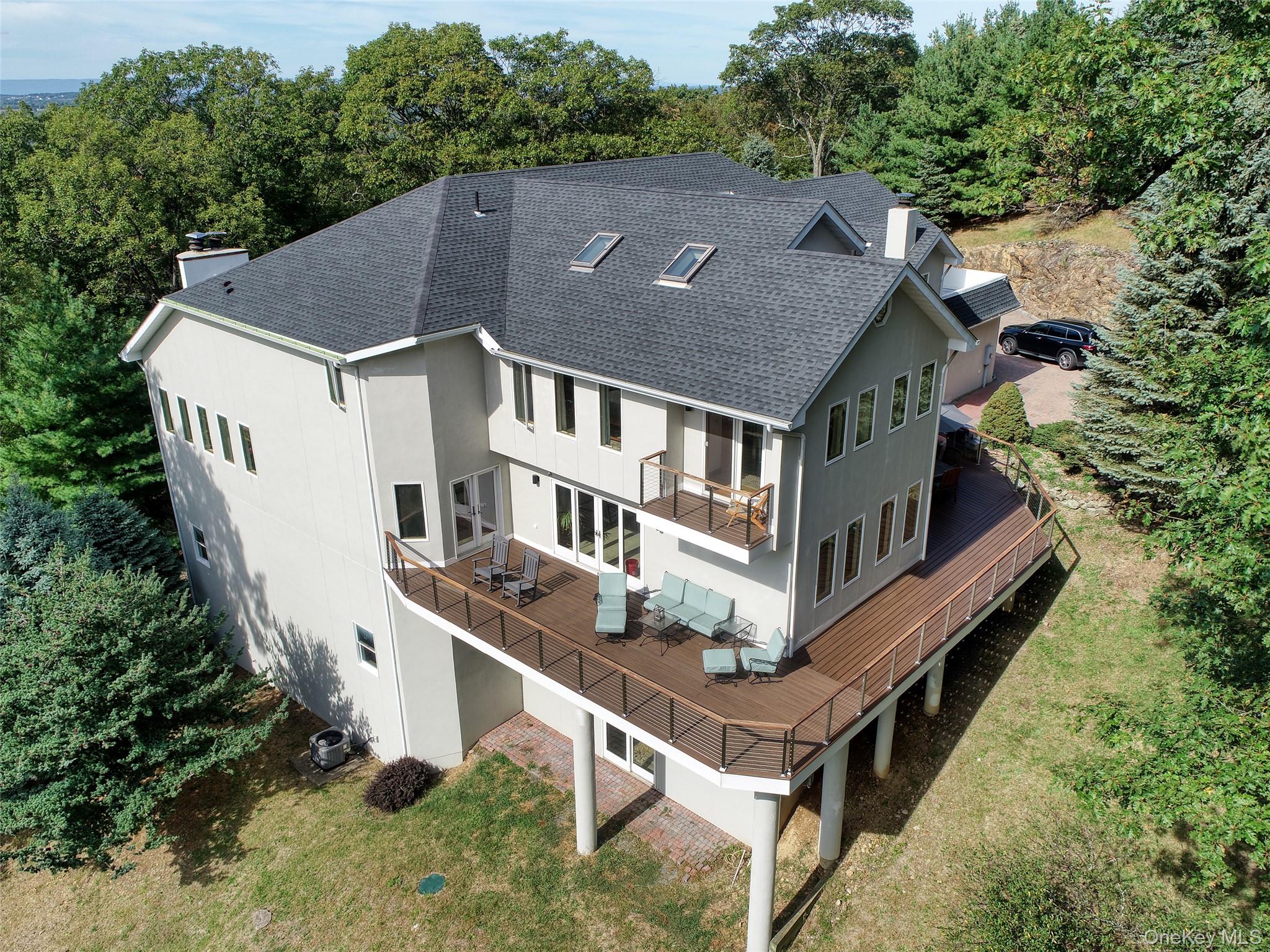 12 Parks Wood Drive – For Sale photo 2