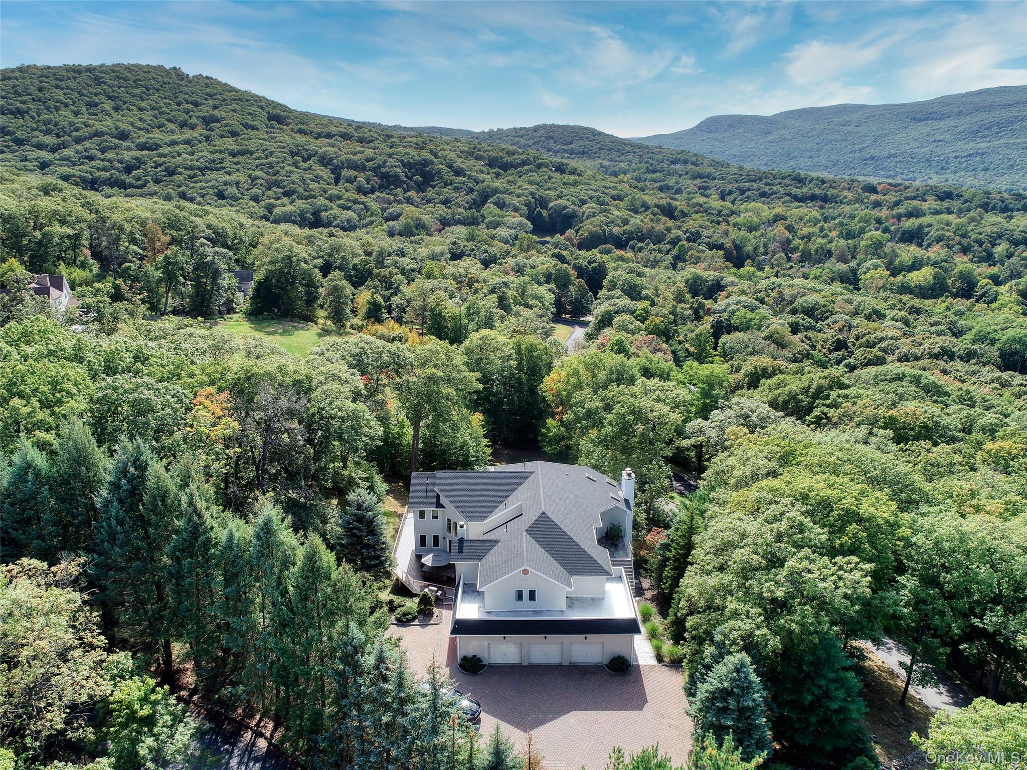 12 Parks Wood Drive – For Sale