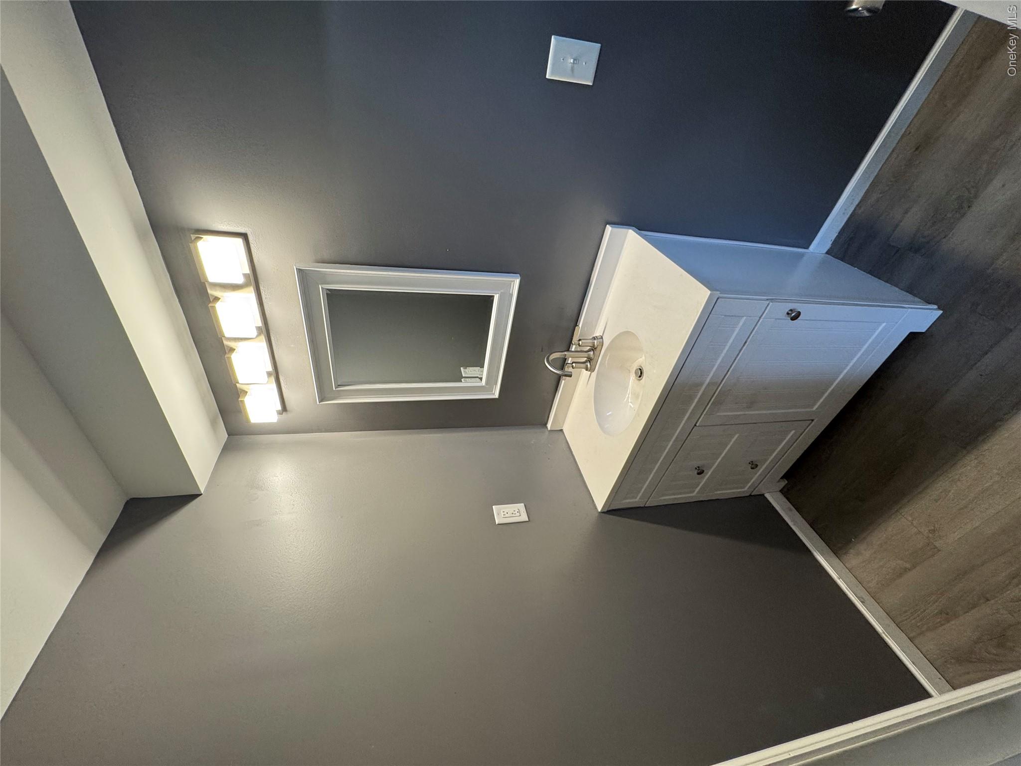 1924 Route 9W – For Rent photo 9