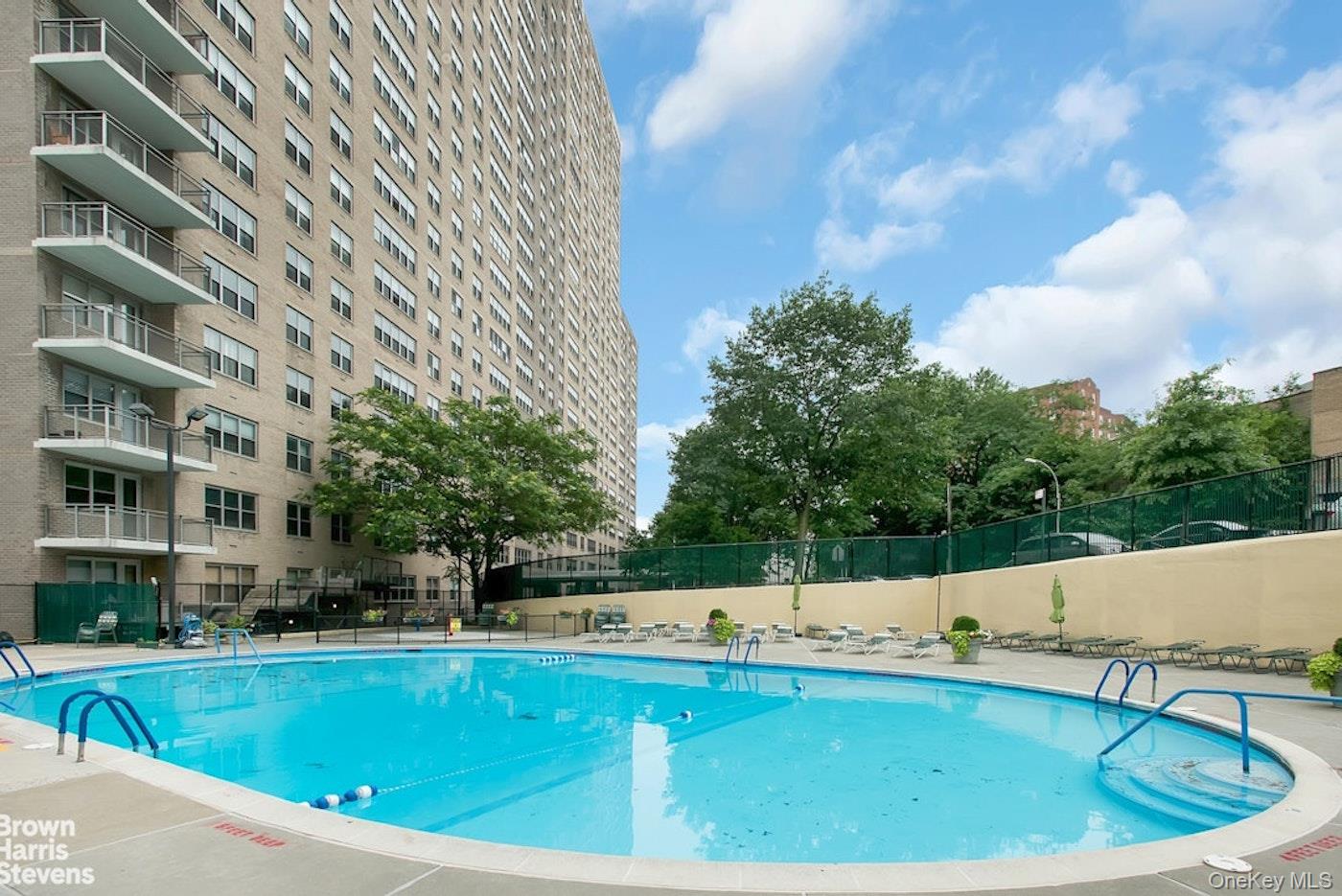 555 Kappock Street, Unit 12G photo 19