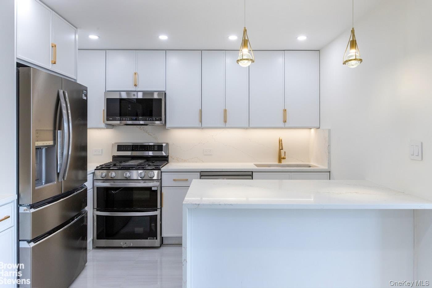 555 Kappock Street, Unit 12G photo 5