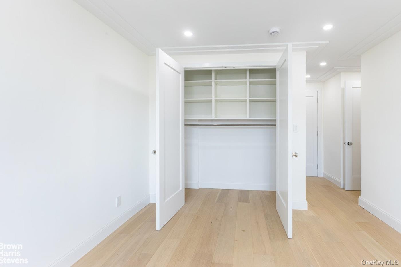 555 Kappock Street, Unit 12G photo 9