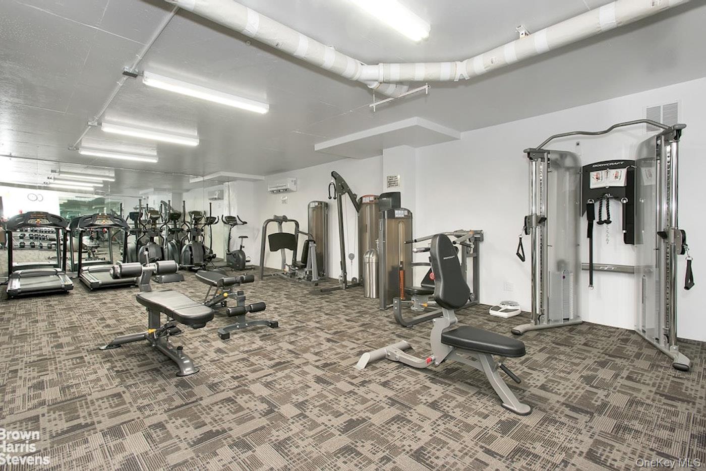 555 Kappock Street, Unit 12G photo 17