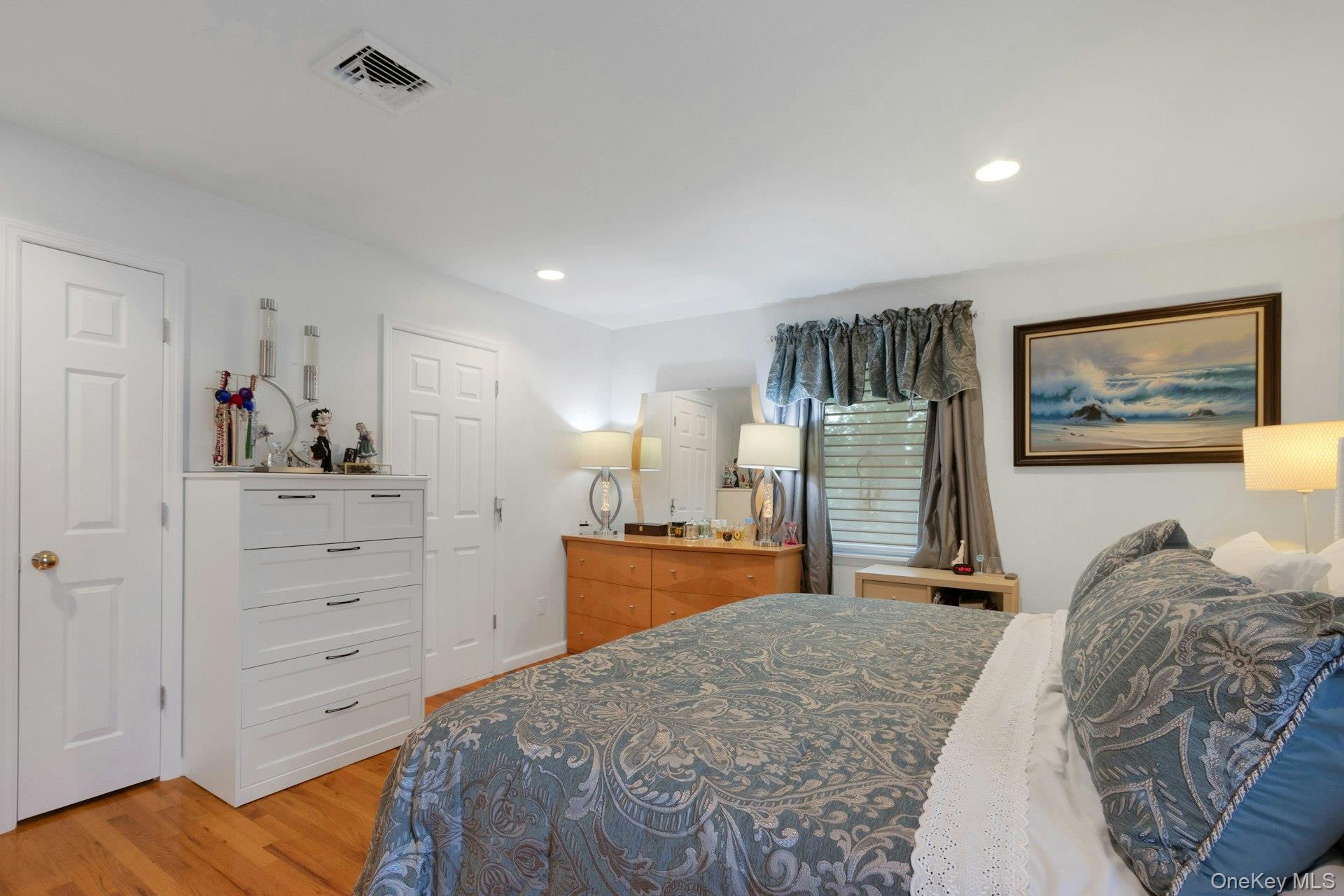 19 Flower Lane – For Sale photo 13