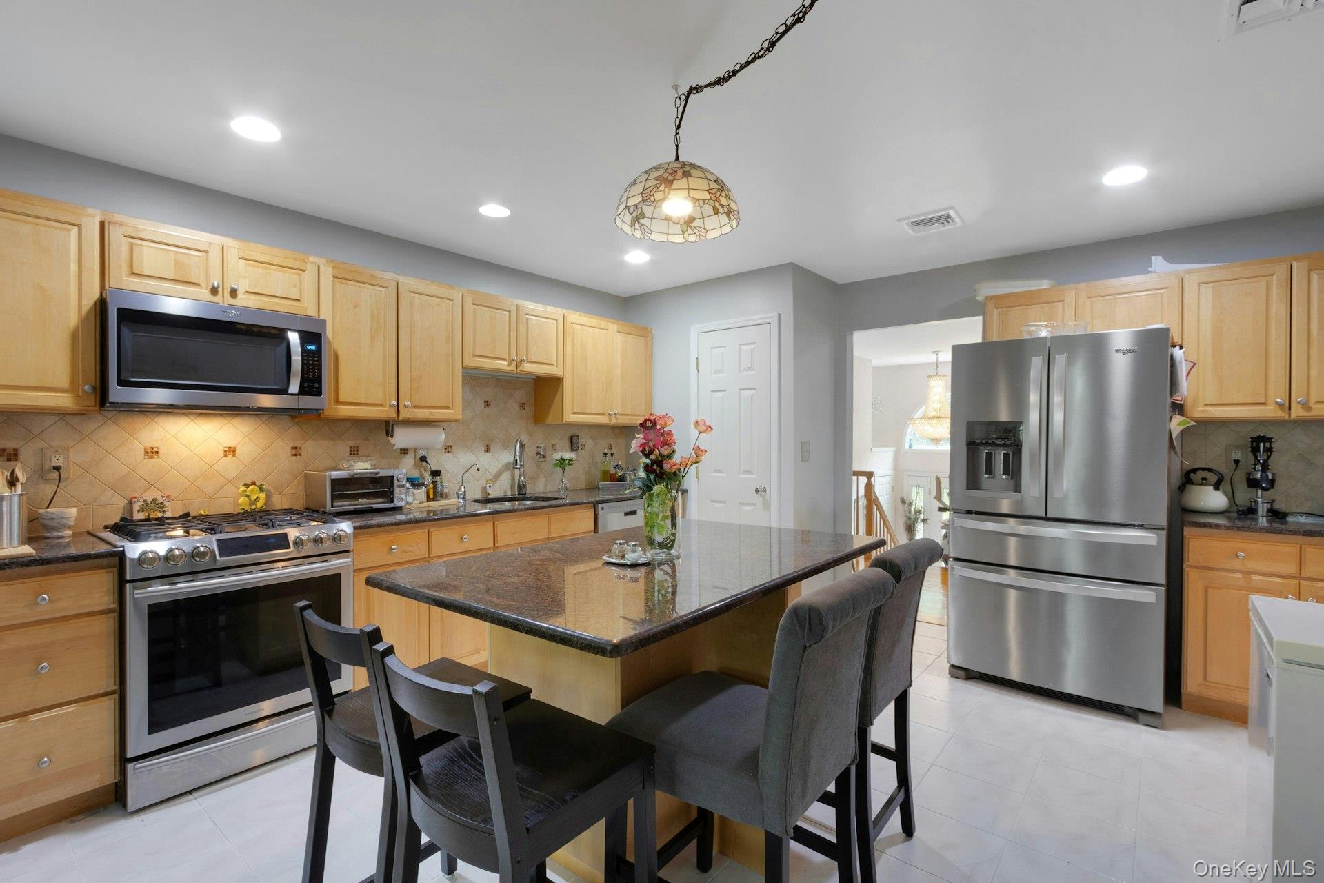 19 Flower Lane – For Sale photo 5