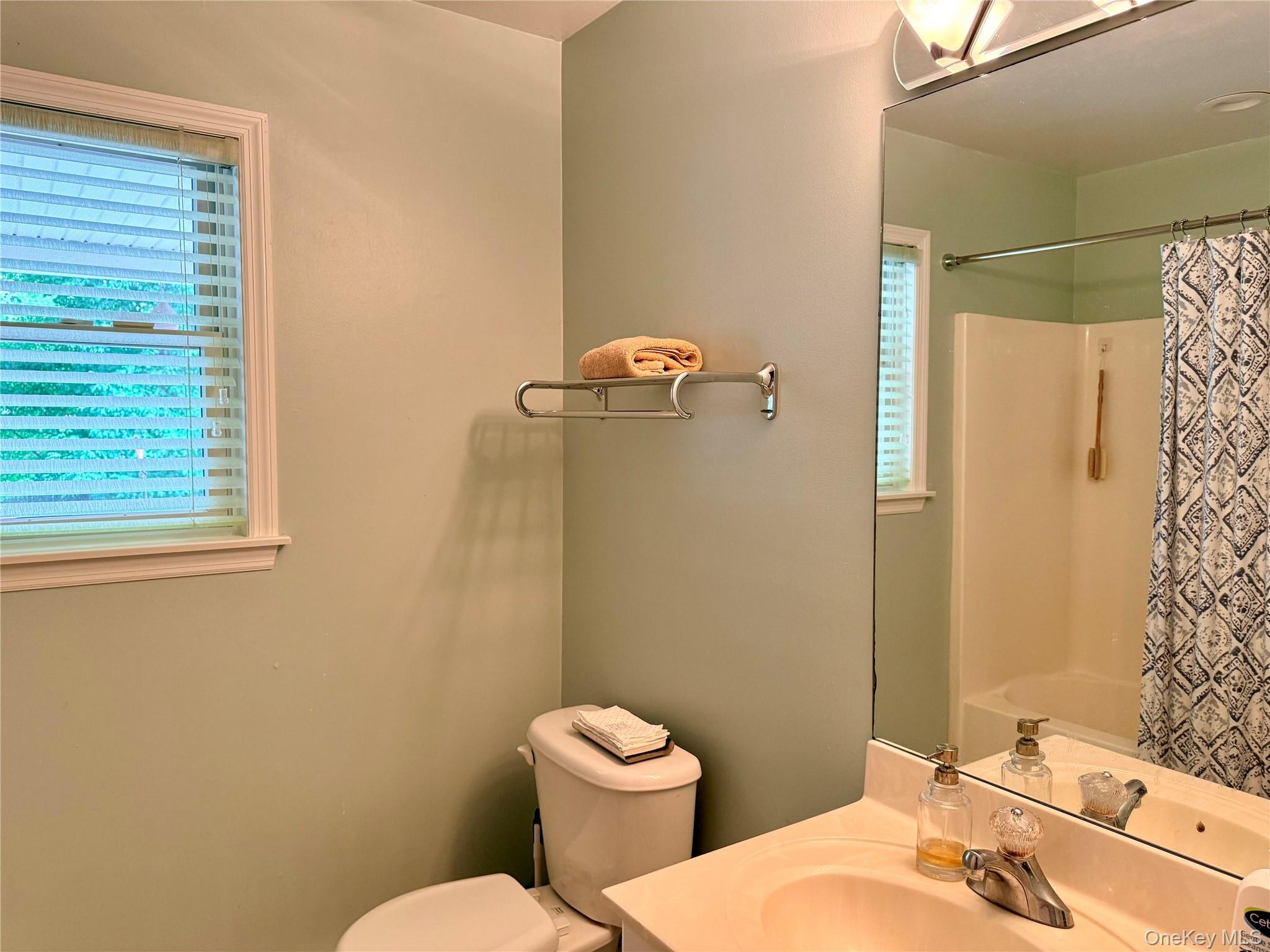 19 Flower Lane – For Sale photo 30