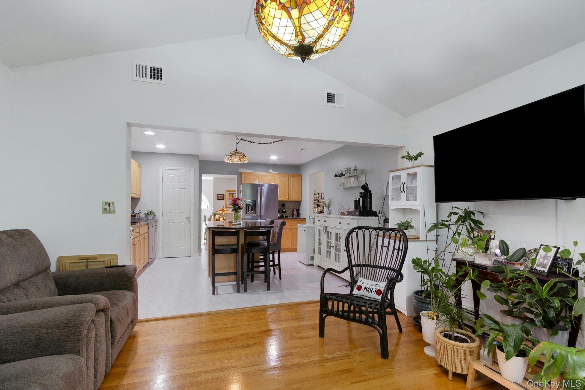 19 Flower Lane – For Sale photo 7