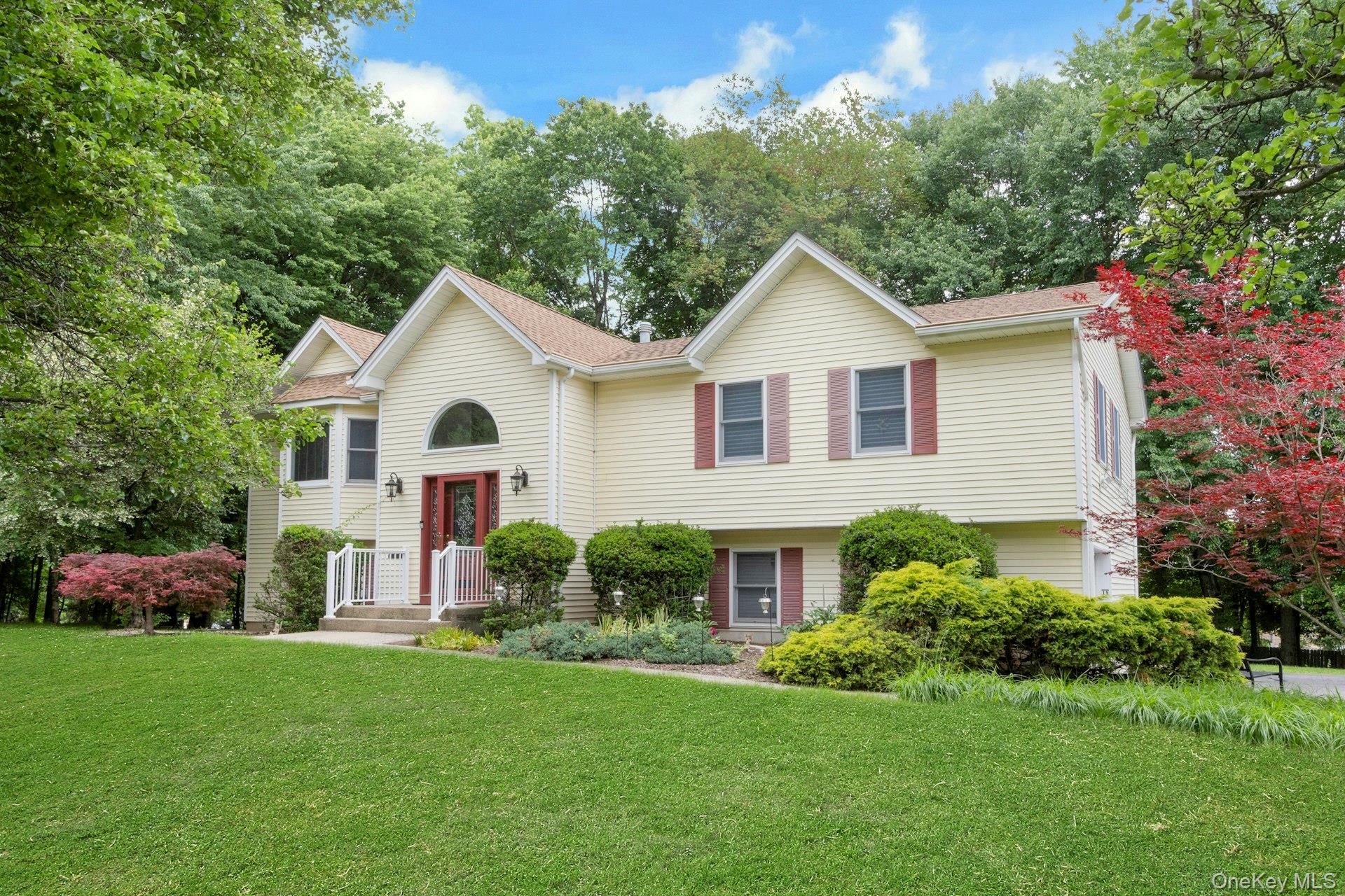 19 Flower Lane – For Sale photo 42