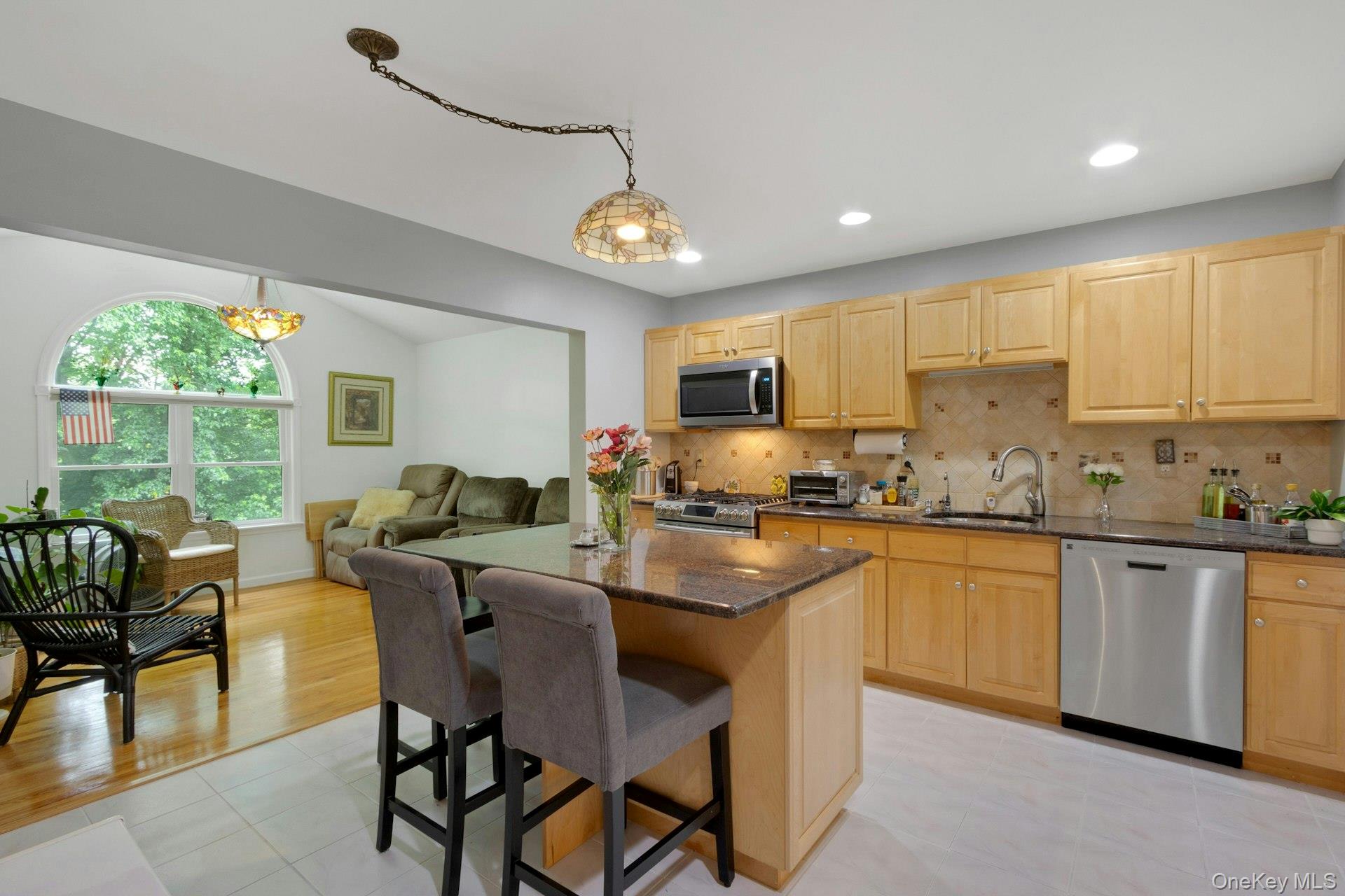 19 Flower Lane – For Sale photo 6