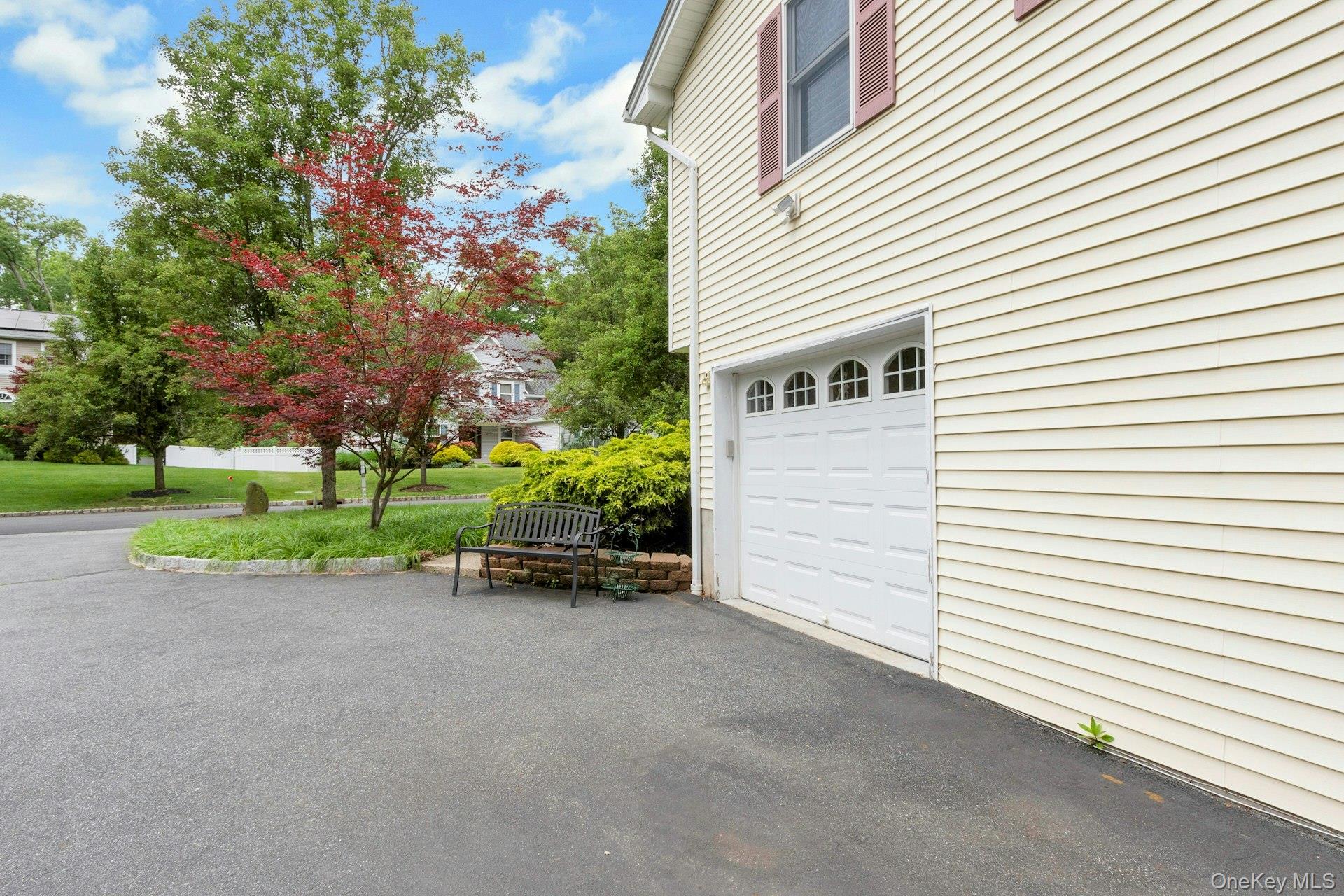 19 Flower Lane – For Sale photo 37