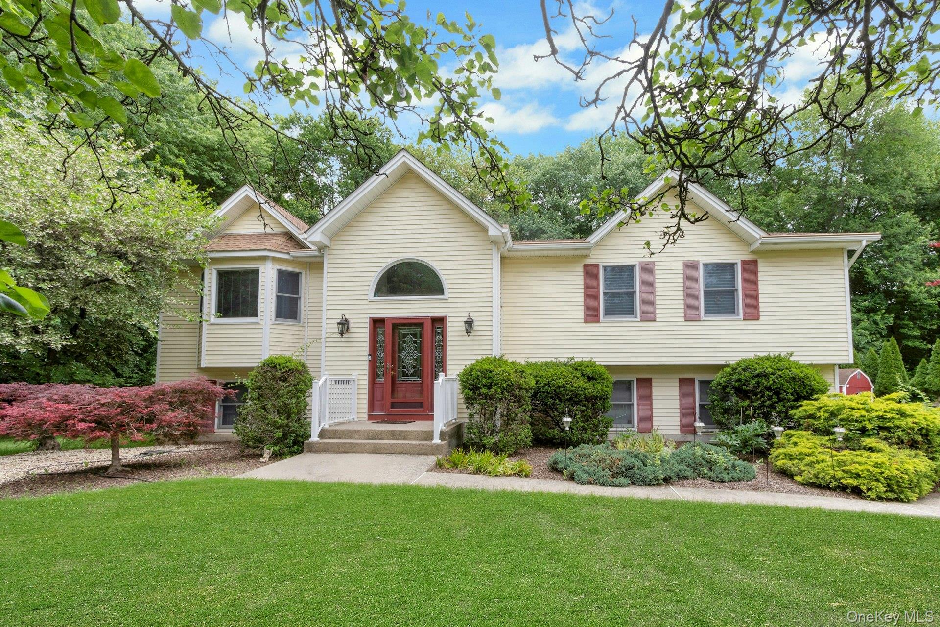 19 Flower Lane – For Sale photo 41