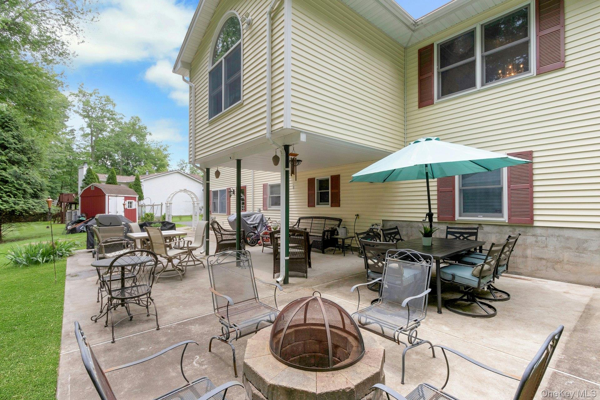 19 Flower Lane – For Sale photo 33