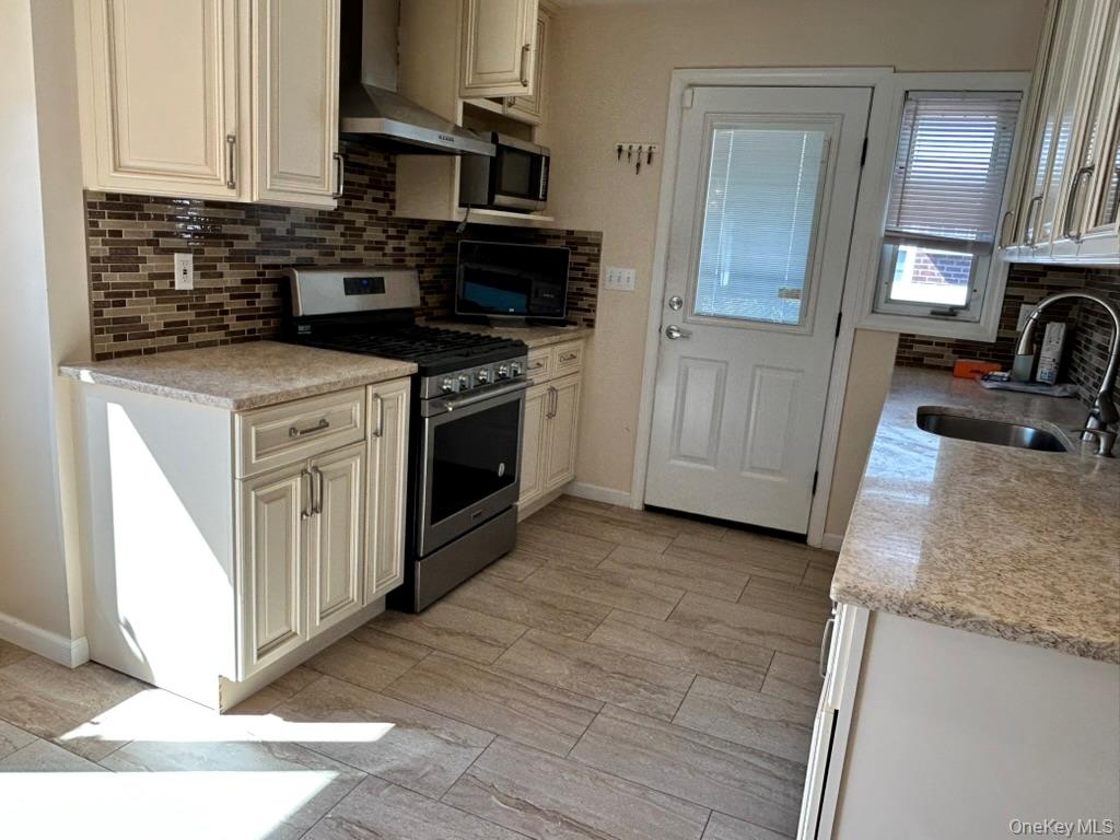67 Emerson Avenue – For Rent photo 5