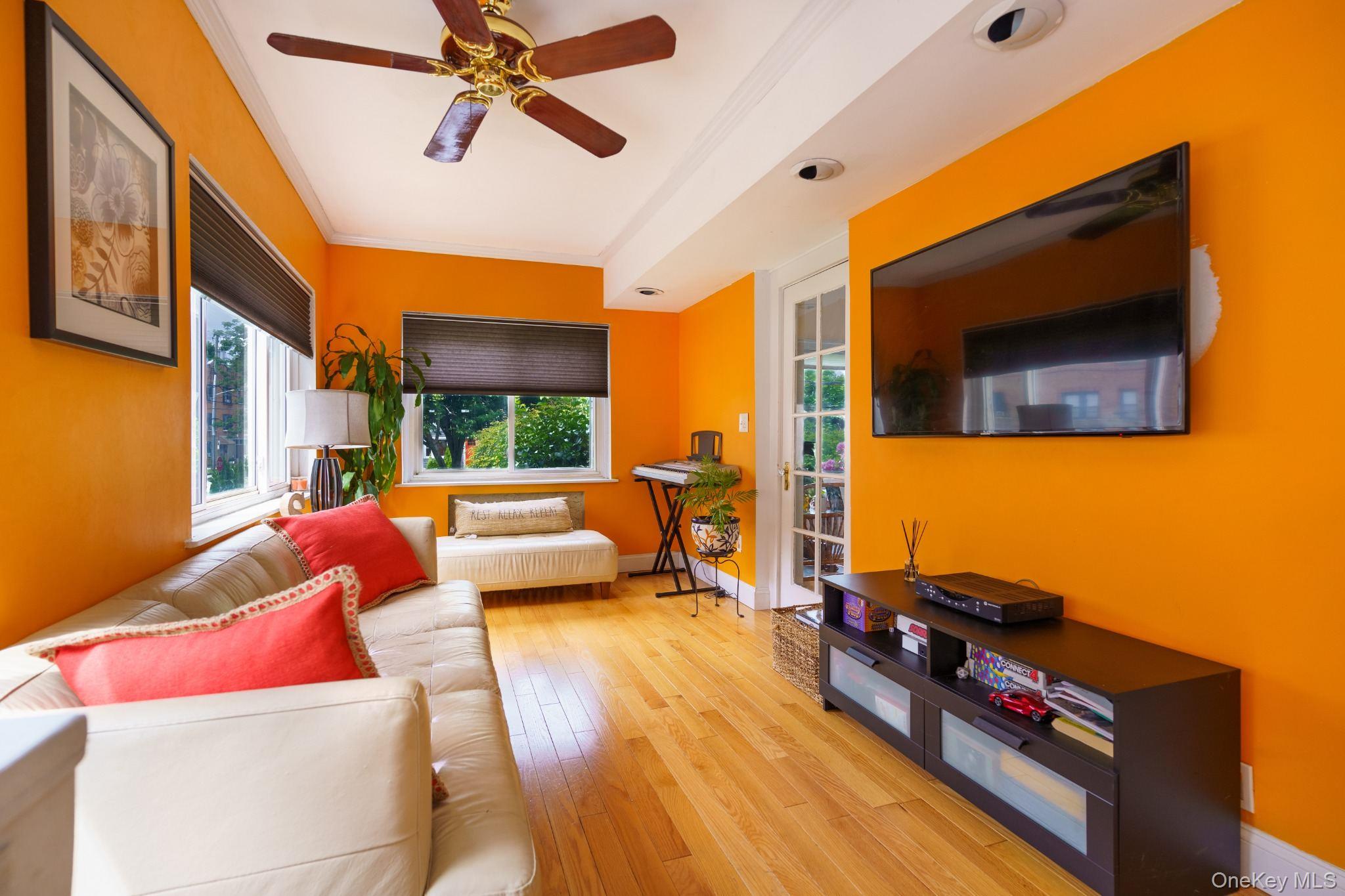9 Esplanade – For Sale photo 13