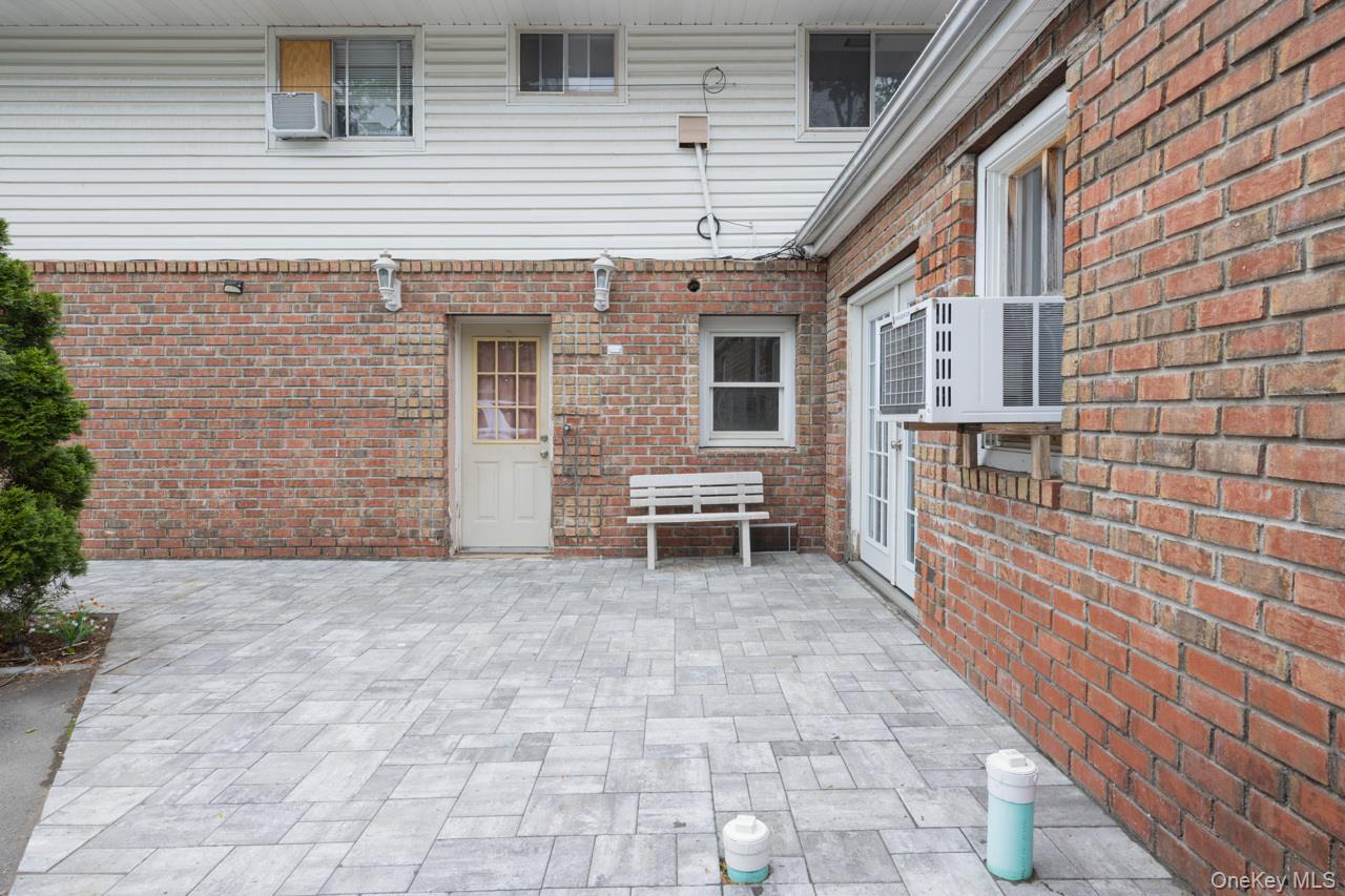 60 College Avenue, Unit 1 – Upper photo 19