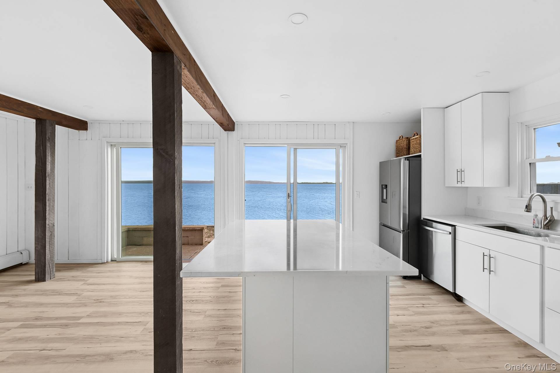 154 Shore Drive E – For Sale photo 6