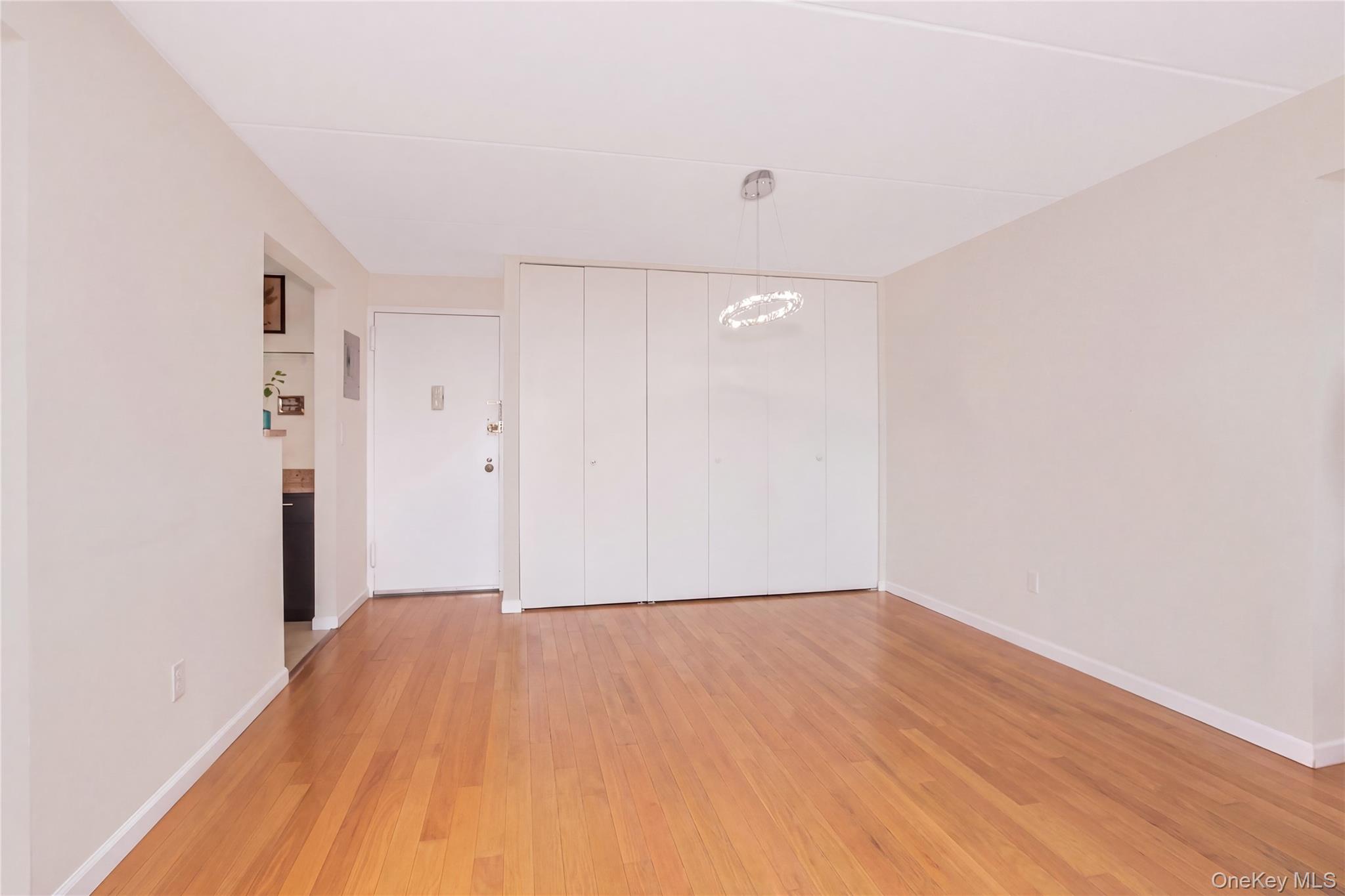 1155 Warburton Avenue, Unit 3PR photo 6