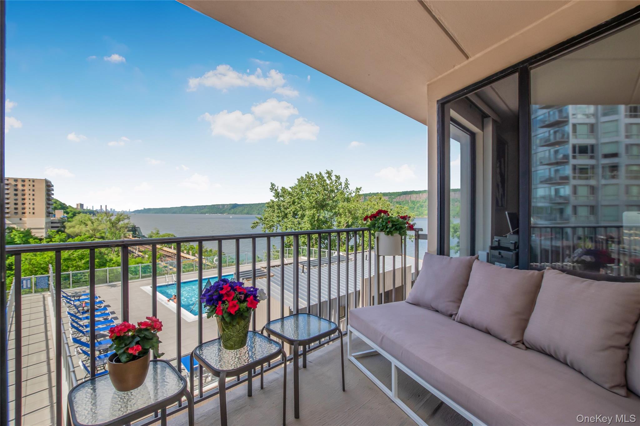 1155 Warburton Avenue, Unit 3PR photo 7